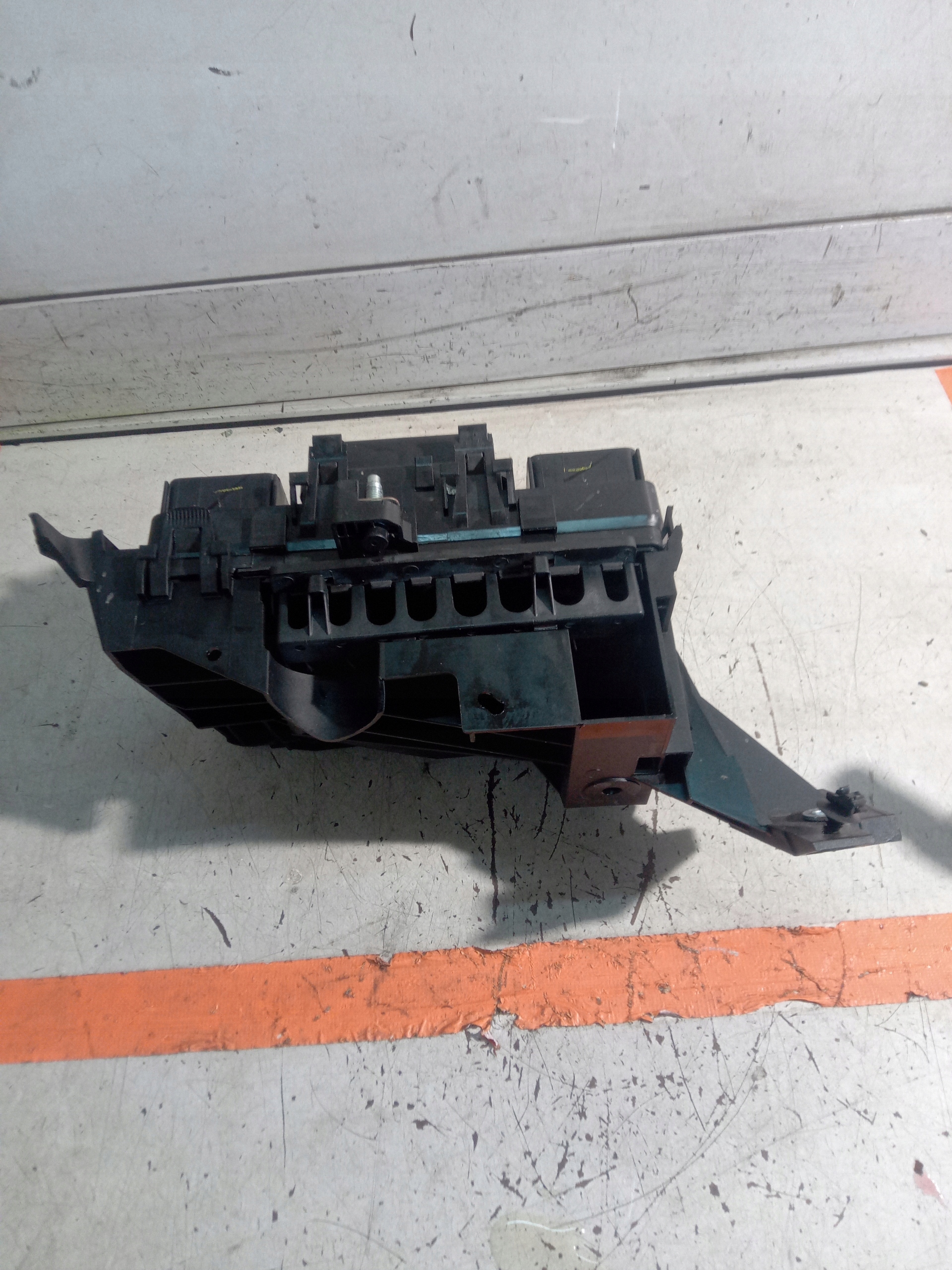 FORD GALAXY MK4 PUSZKA SKRZYNKA BEZPIECZNIKÓW Producent części Ford OE