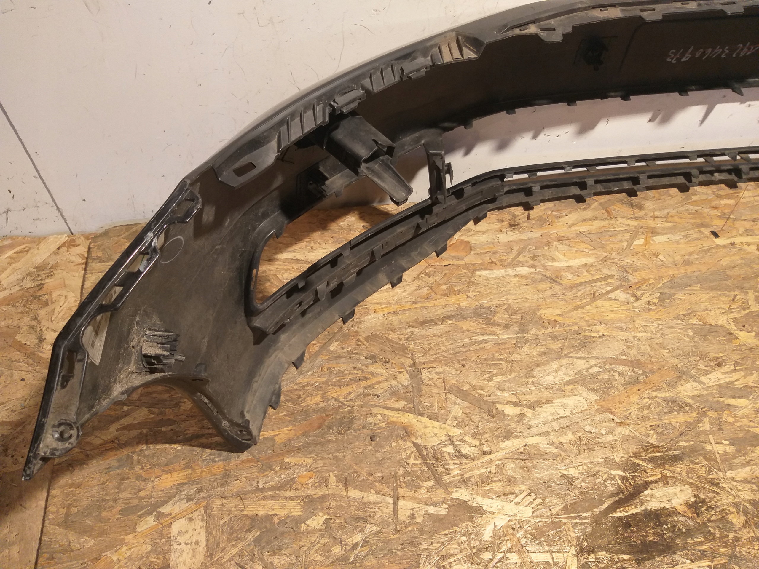bumper front 5TA807221A Volkswagen Touran 5TA