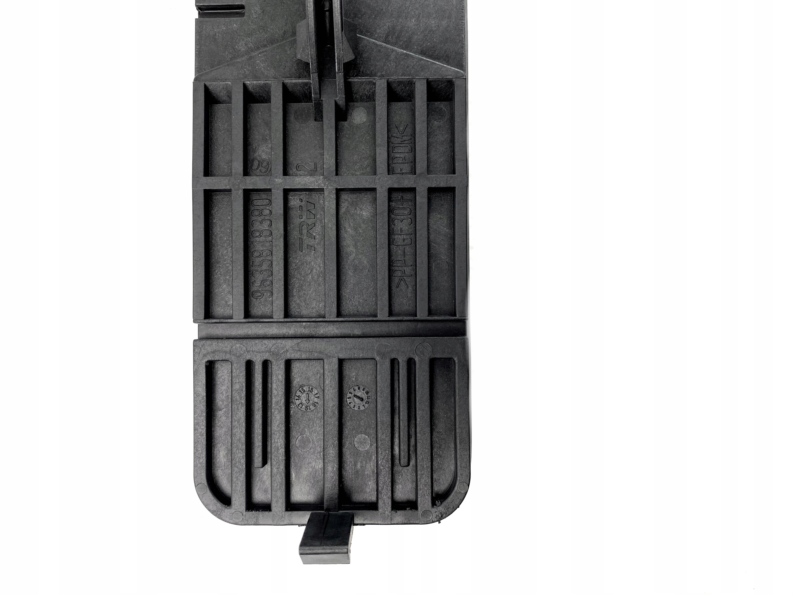 ZAŚLEPKA FILTRA KABINOWEGO PEUGEOT 307 308 RCZ ORG Producent części Inny