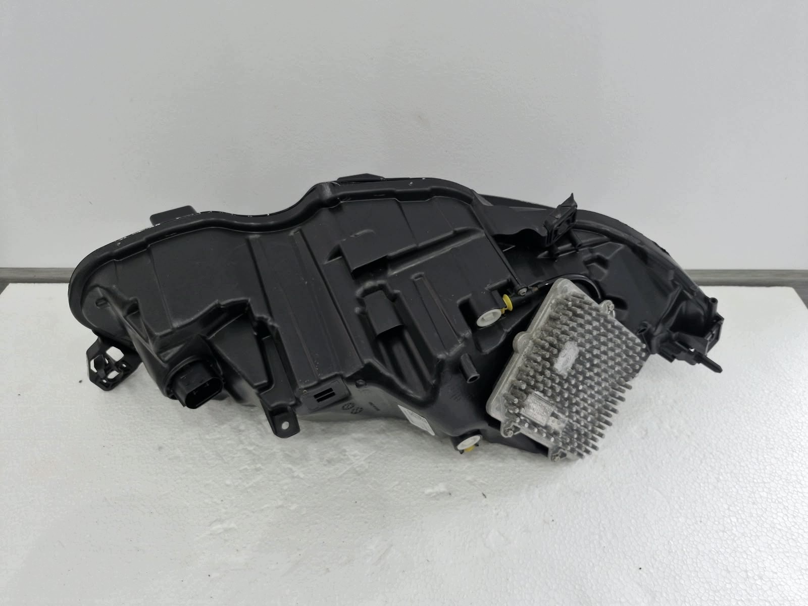 light left Jaguar XF F-Pace X260 FULL LED MID