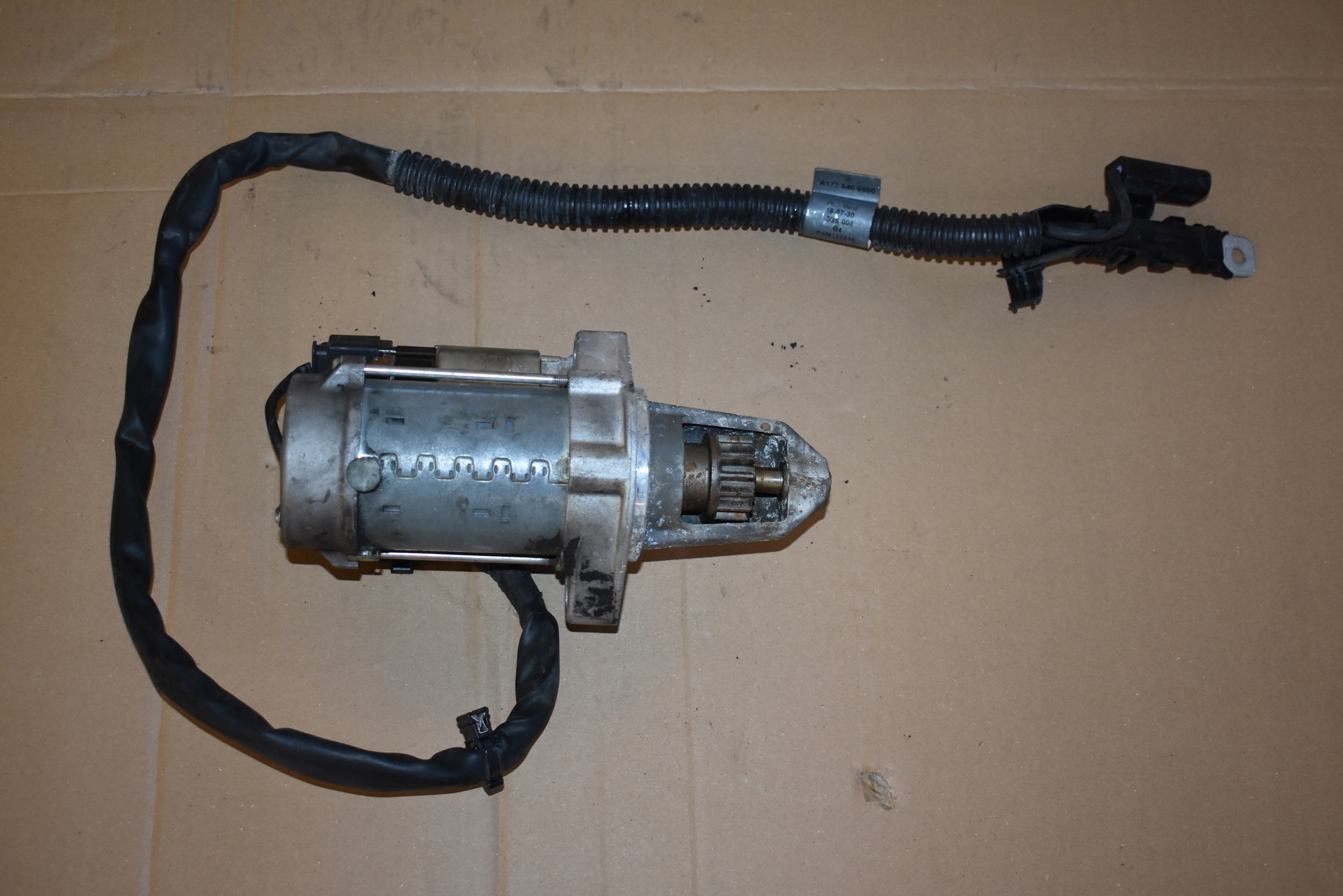 IDEALNY starter MERCEDES W177 1