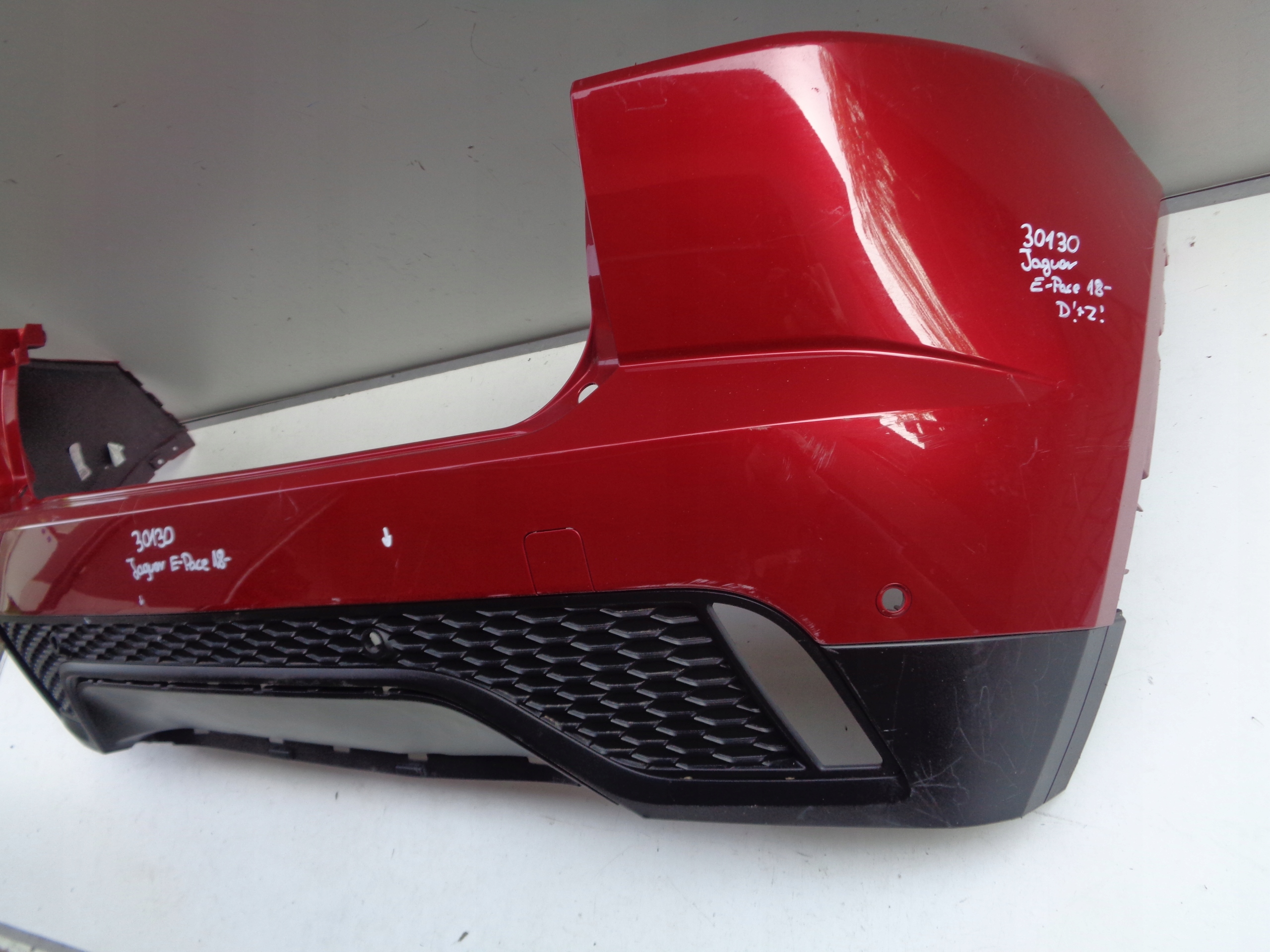 Paraurti posteriore JAGUAR E-PACE 18- NR 30130