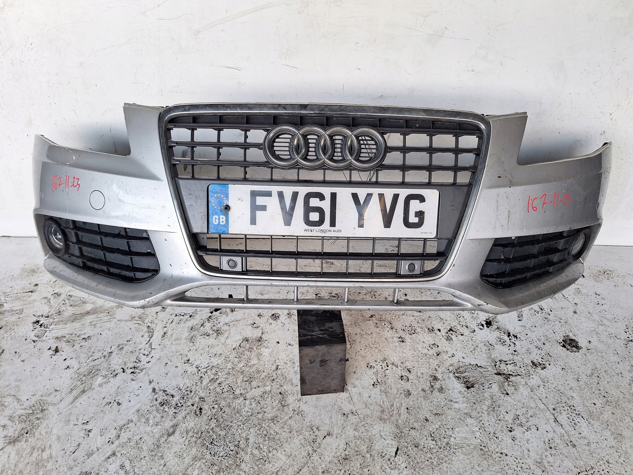 AUDI A4 B8 8K 08-11 bumper + PDC