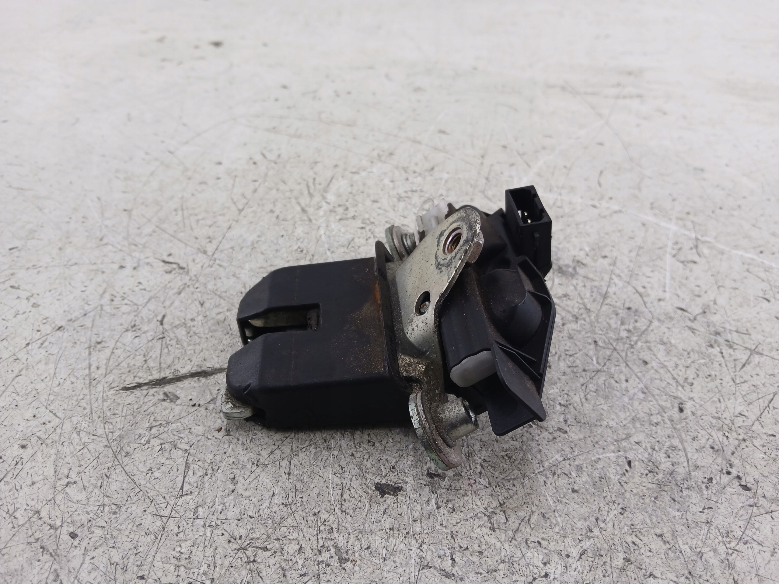 SKODA FABIA II ROOMSTER lock bonnet boot 5J7827501A