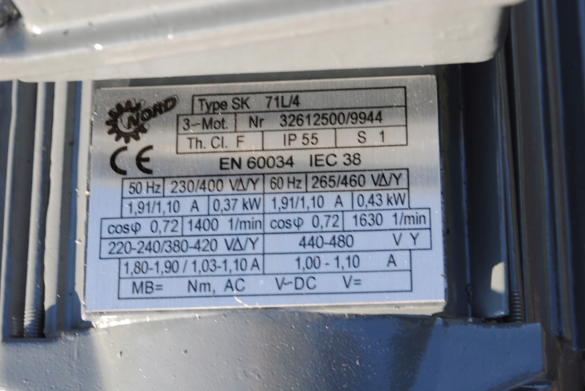 Motoreduktor 0.37kw. 86obr./min.. Firmy Nord. Kod producenta 1004456473.00-3