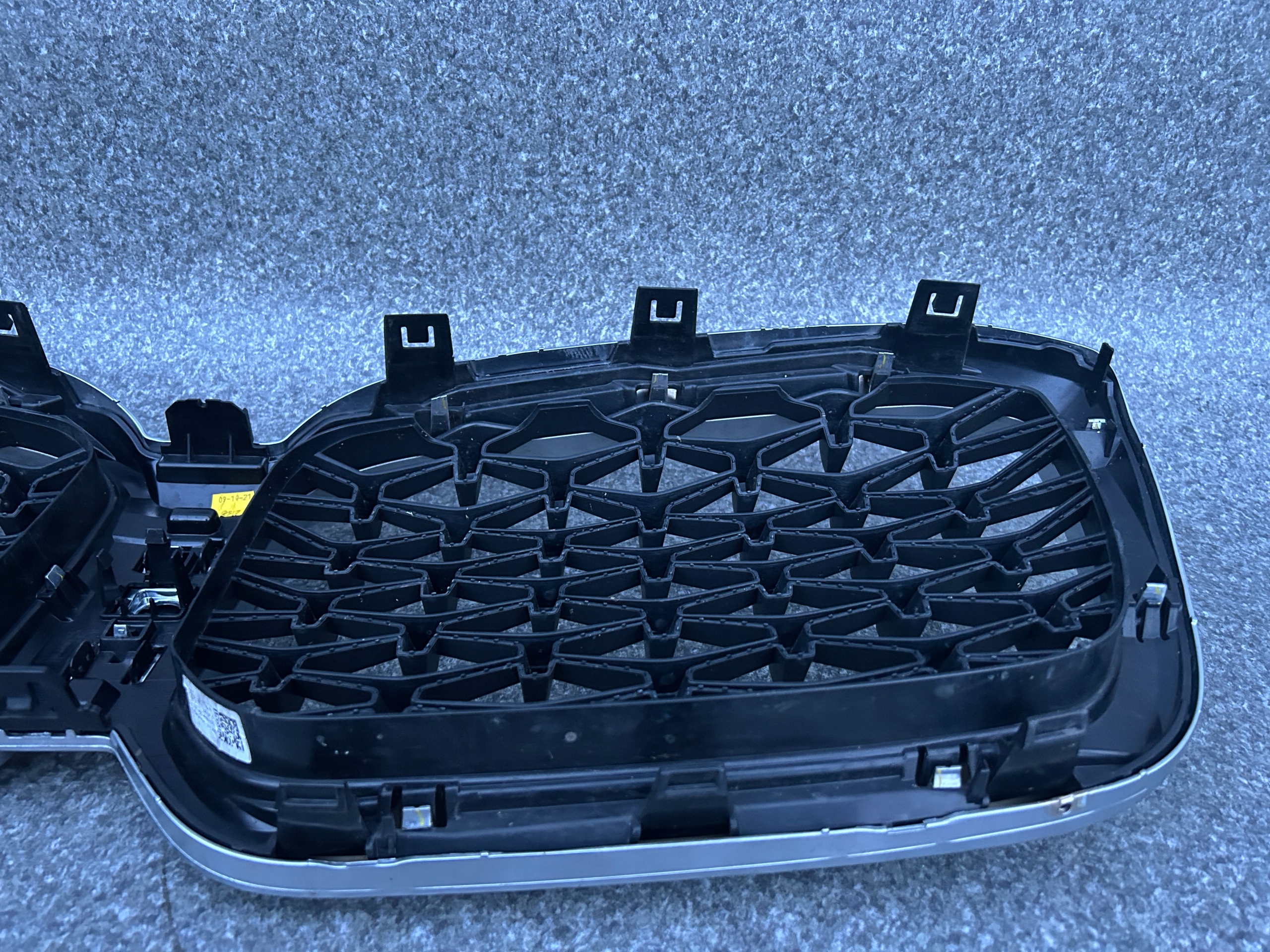 BMW X3 G01 Kühlergrill FRONTGRILL Kühlergitter 1062711 - Thumbnail 5