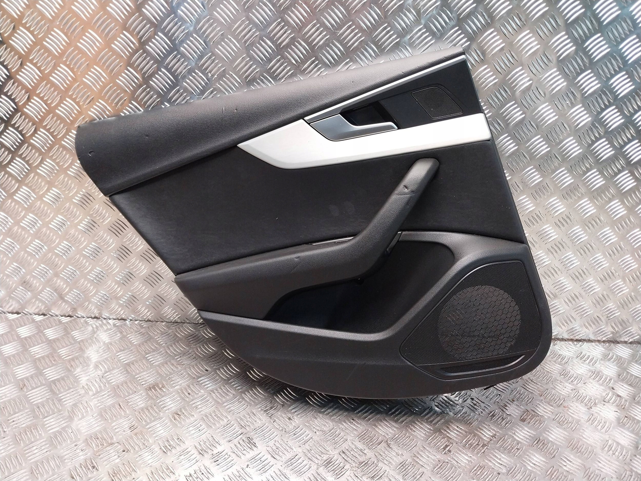upholstery door side left rear part AUDI A5 F5 16- 8W8868065