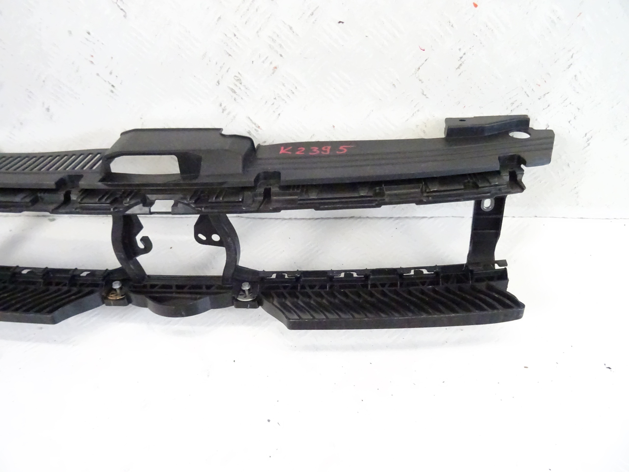 grill grille front VOLKSWAGEN POLO VI 2G 2GS805705E