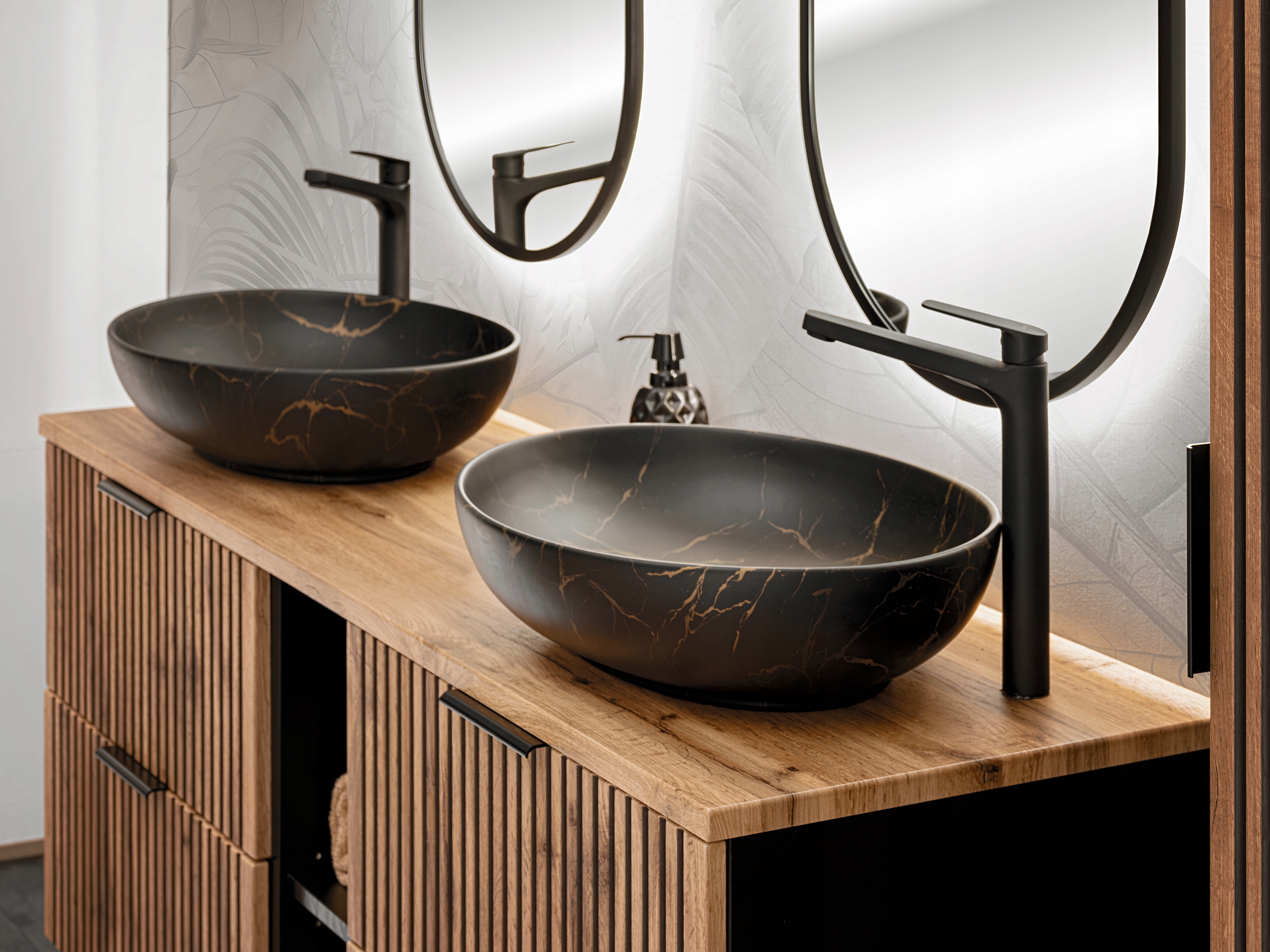 WISZĄCA Szafka do Łazienki CZARNA 140 BLAT RYFLE Kolor mebla czarny dąb wotan