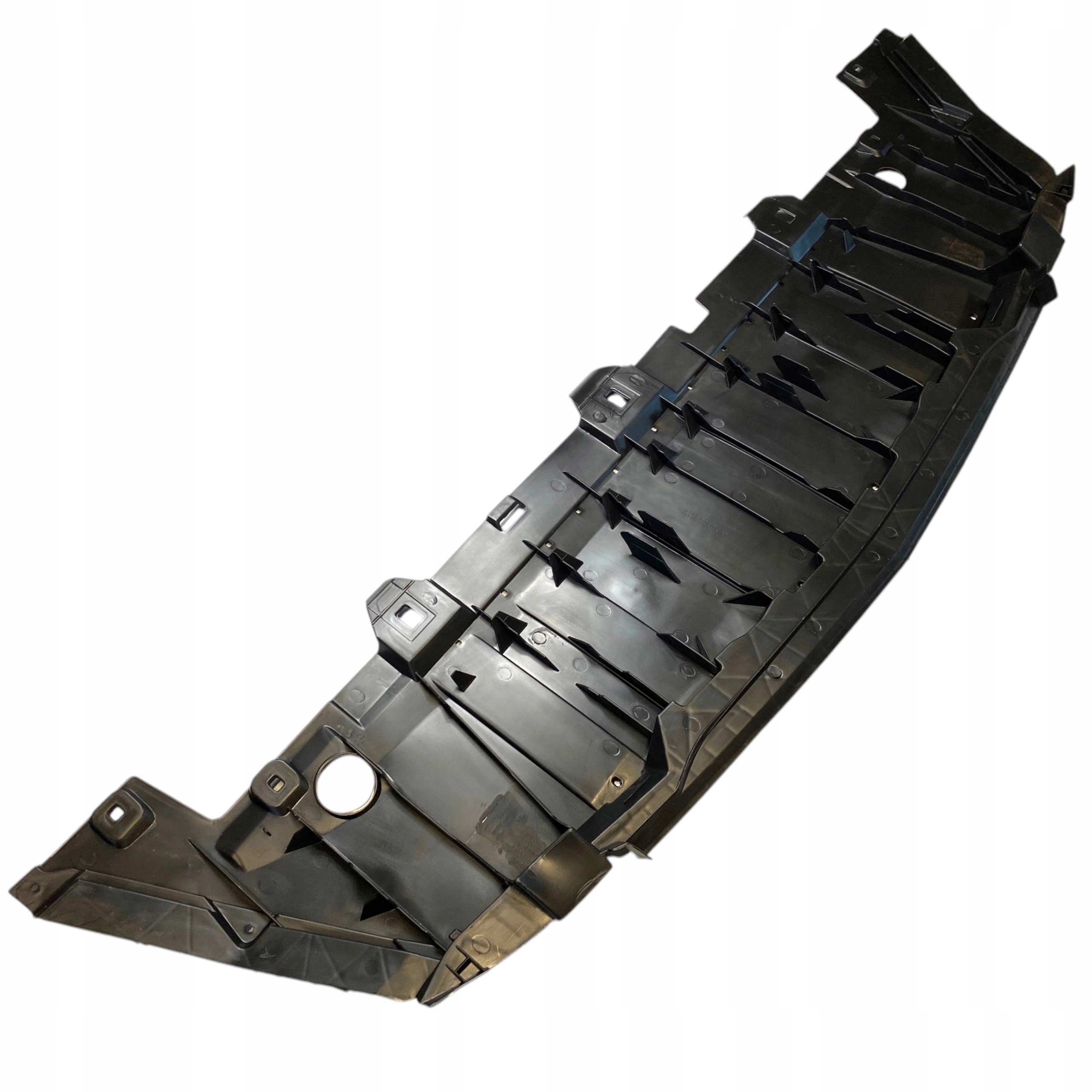 Mercedes Gla X156 2017-2019 po faceliftu Kryt pod nárazník podlaha deska