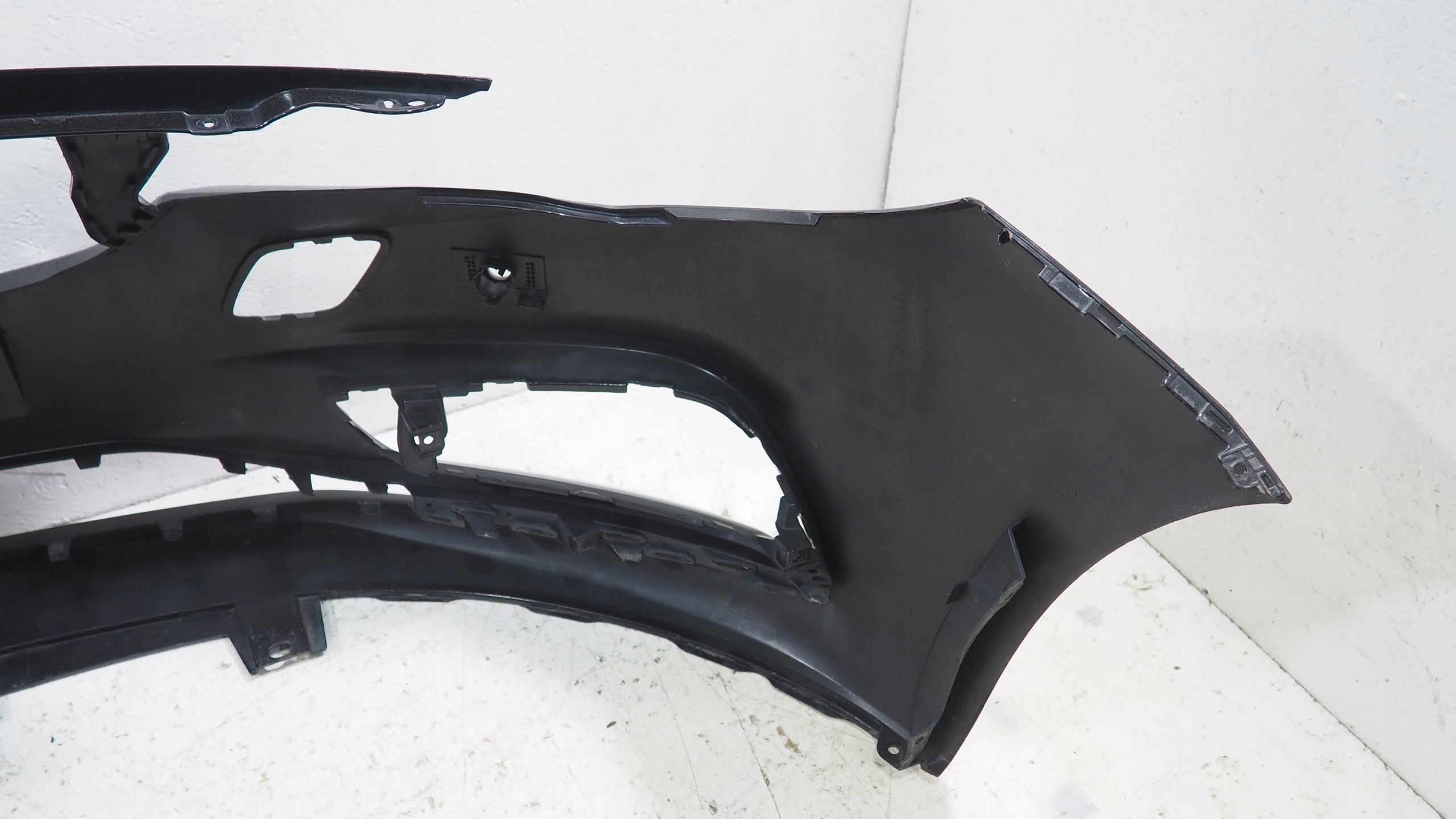 Opel Astra V K bumper front front 39052730