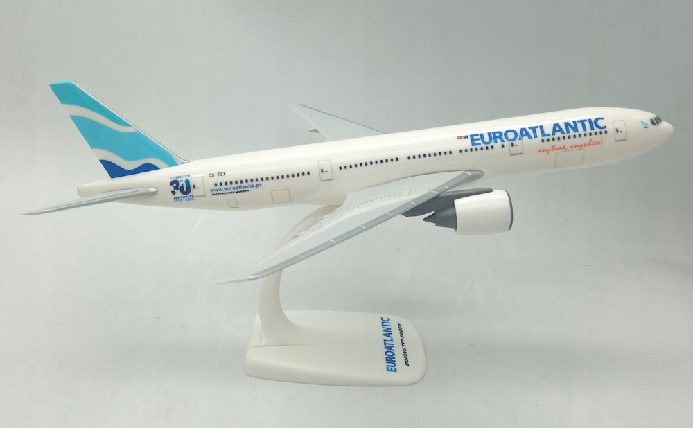 Model letadla Boeing 777-200 EuroAtlantic 1:200