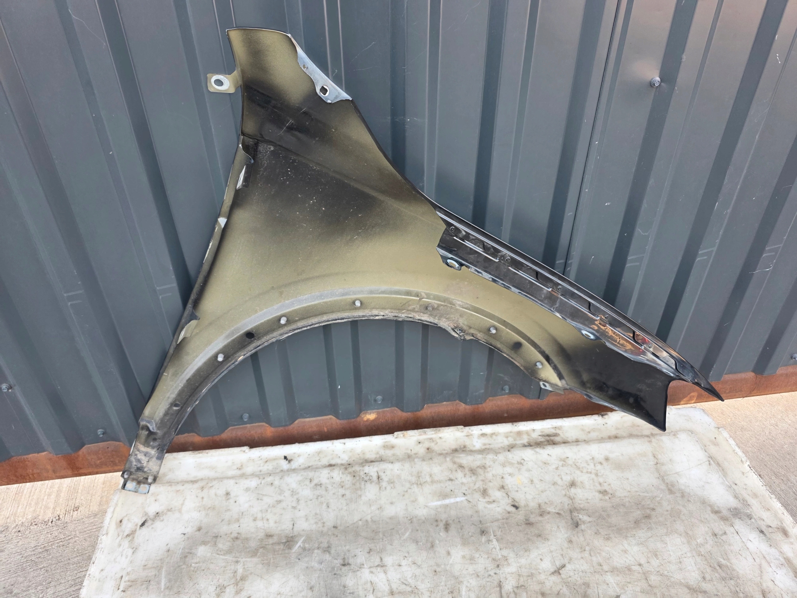 fender left front AUDI Q3 8U LZ9Y original 2010-2018 !!!