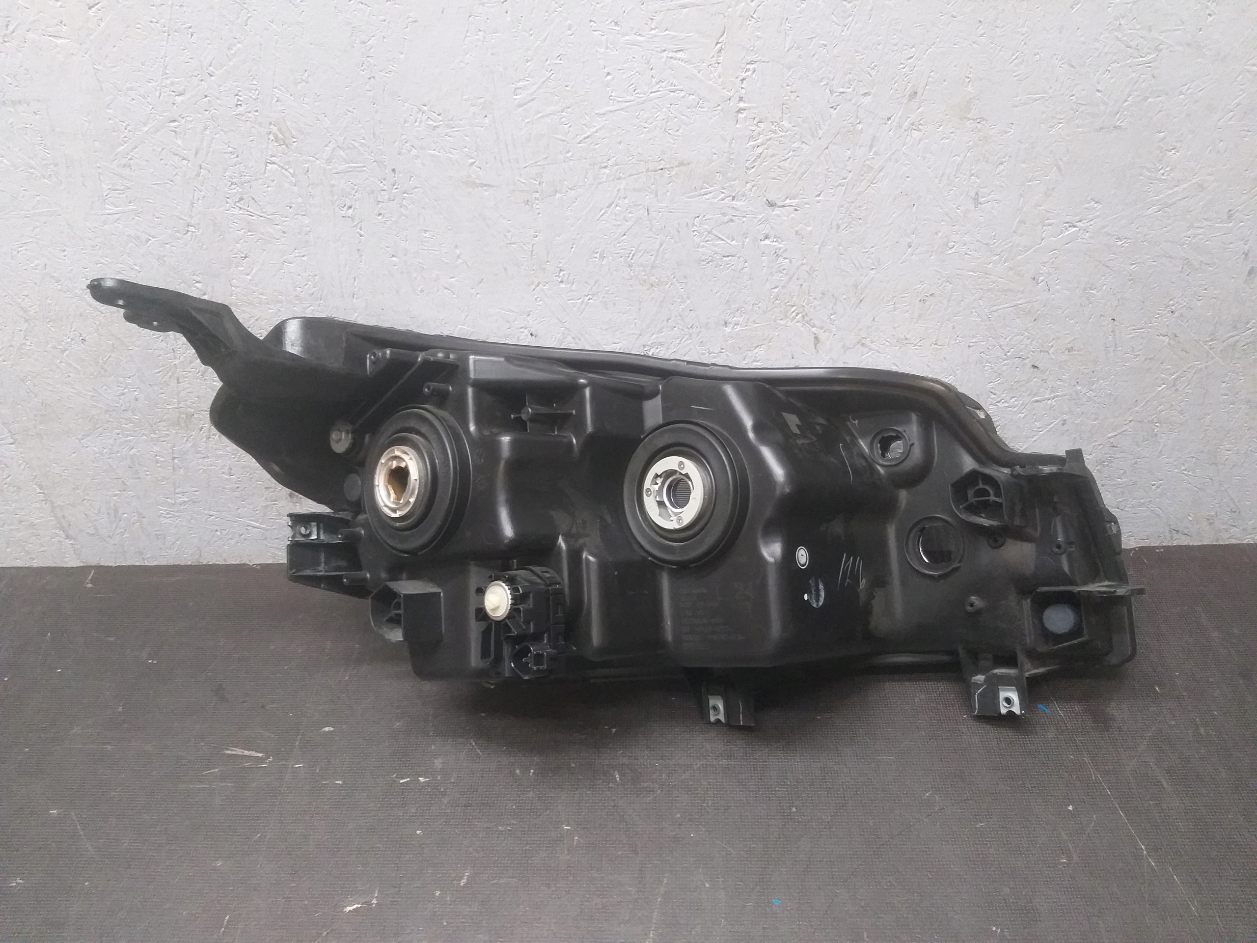 light front left SUZUKI VITARA III 3 lens