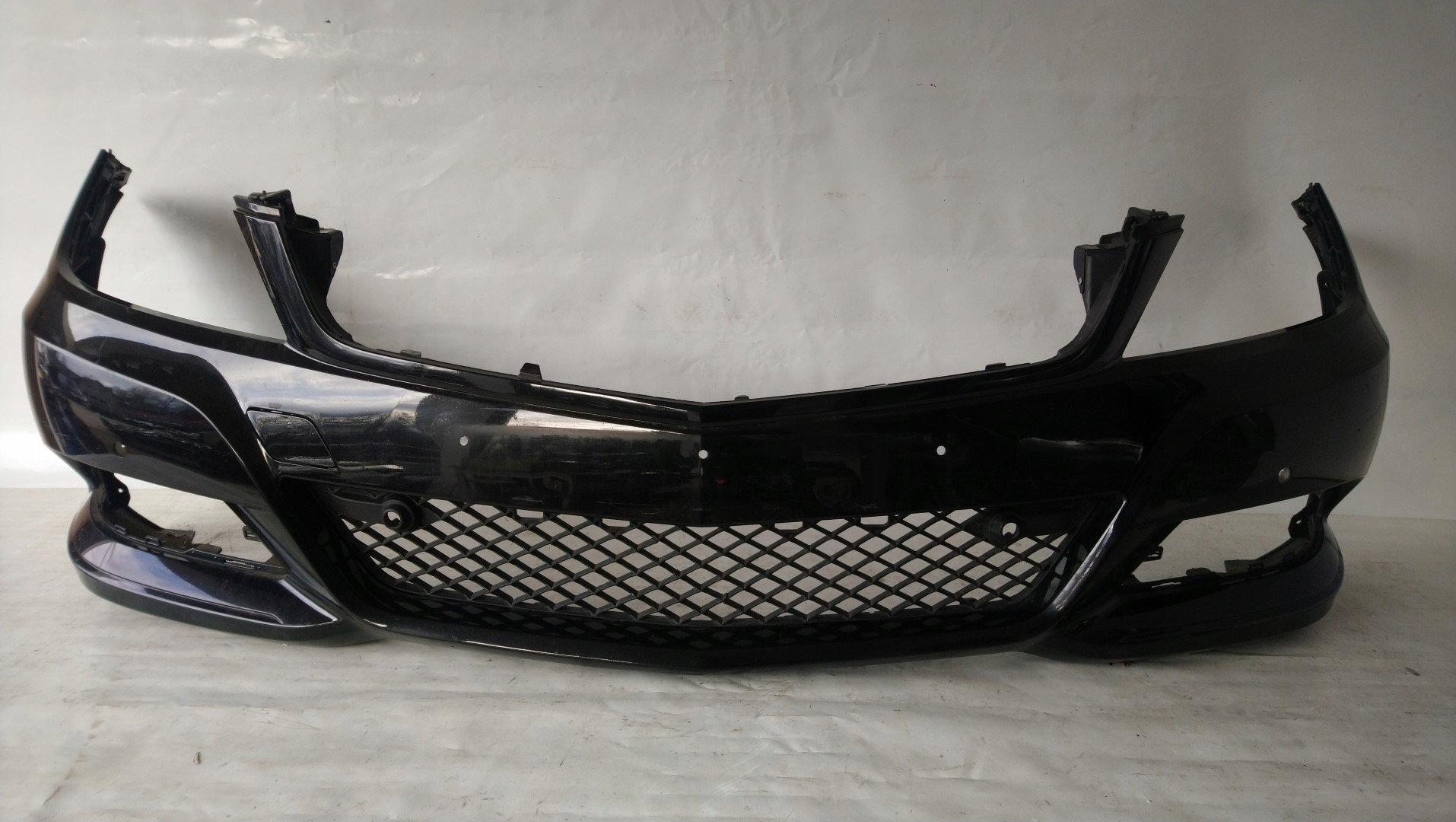 bumper front MERCEDES C-KLASA 204 LIFT PDC