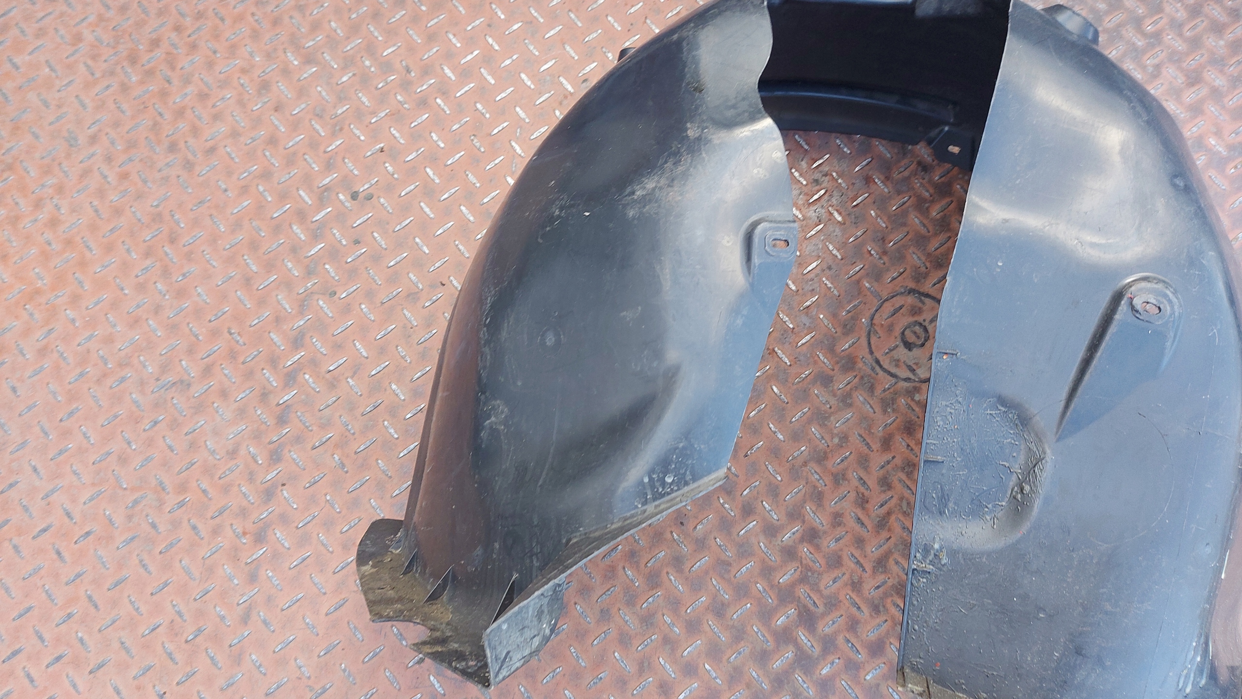 mudguard left left front front SKODA KAMIQ 19