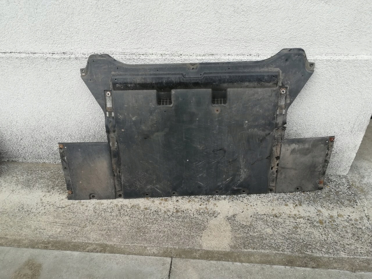 TESLA S ЗАЩИТА ПЛИТА ПОД ДВИГАТЕЛЬ ЭТАЖ ОРИГИНАЛ