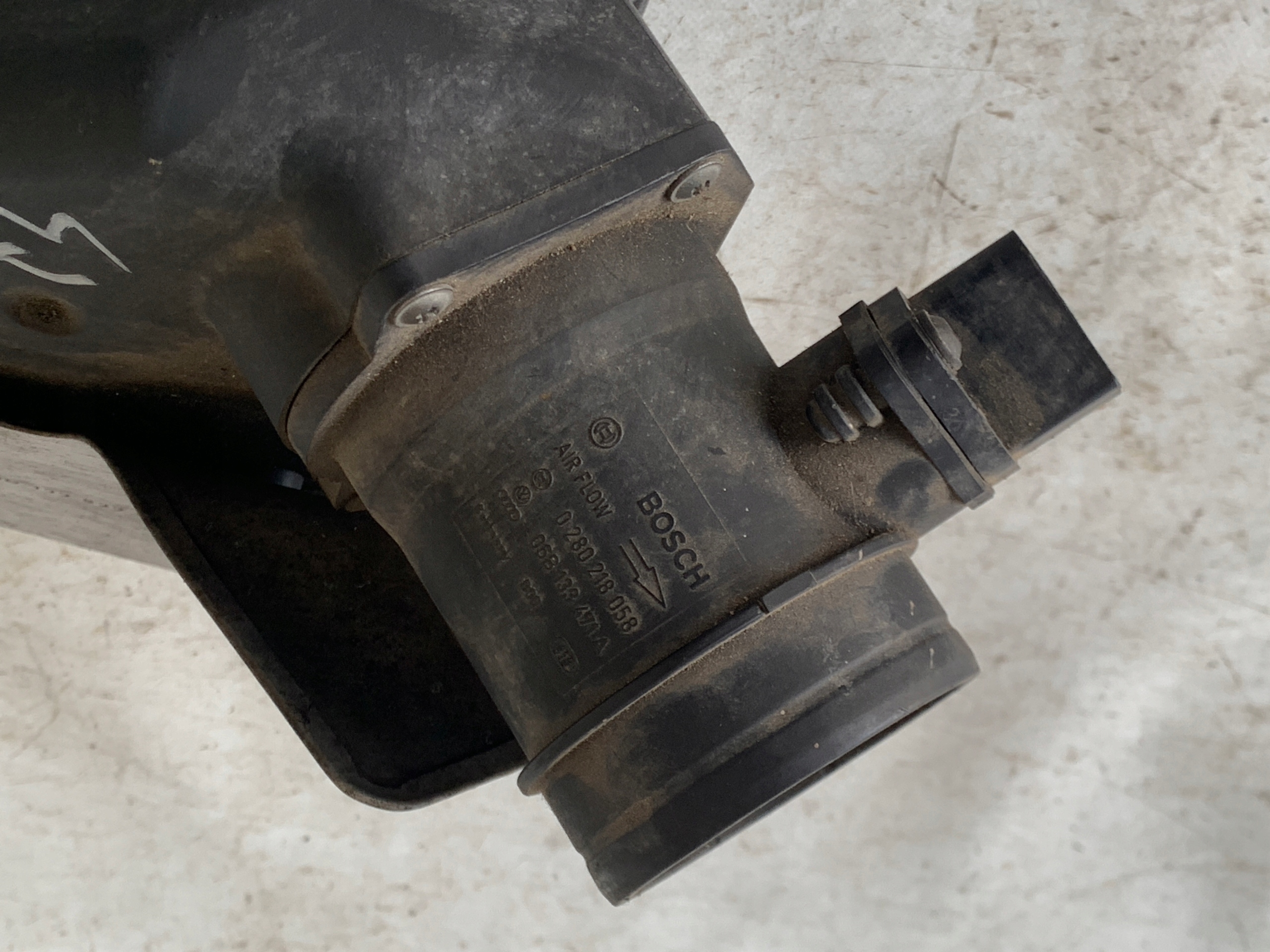 #Gehäuse filter luft AUDI A4 B6 B7 06B133837P