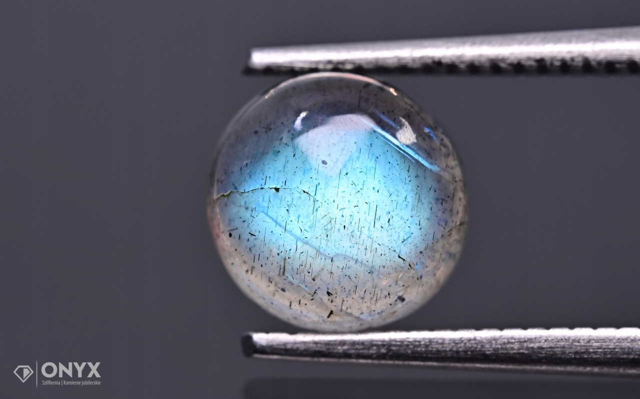 Labradorit kabošon A kulatý fi 7 mm