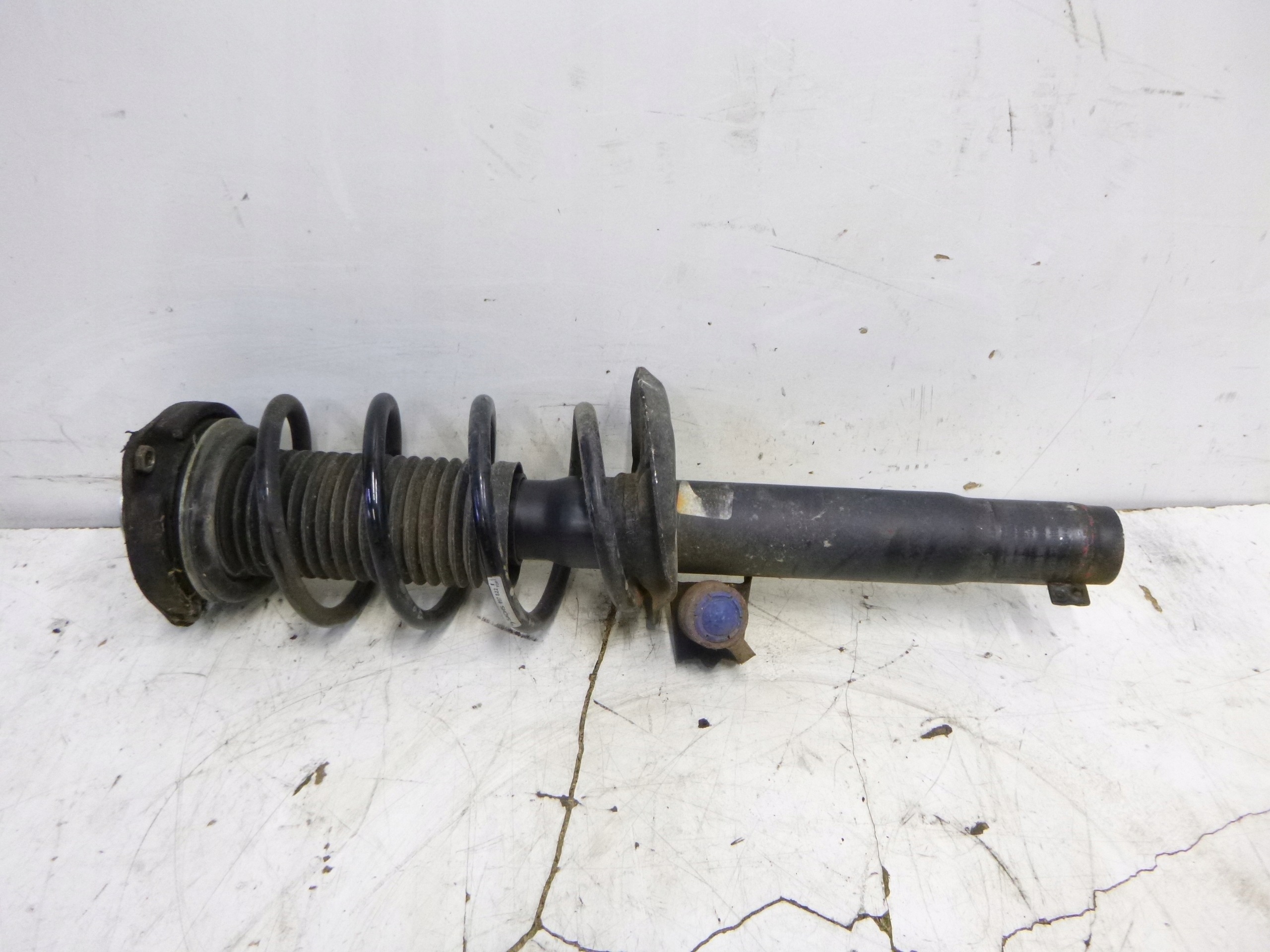 shock absorber left front Skoda Octavia II VW Golf V 2004-2013 SACHS 997822