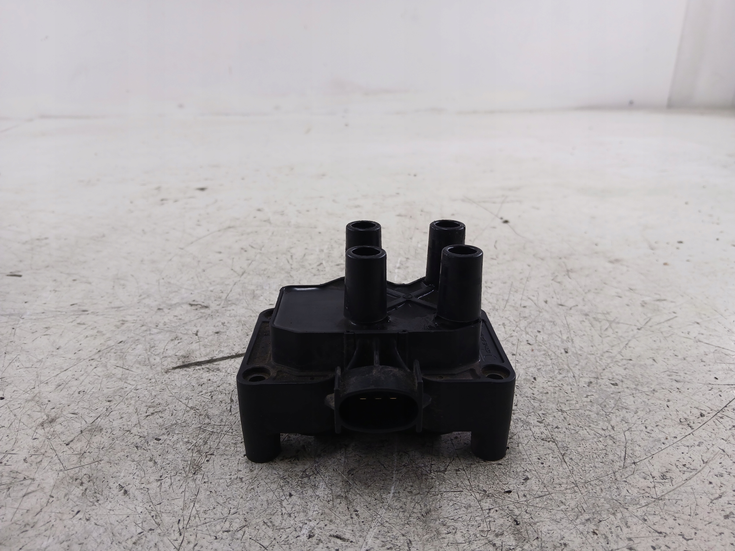 FORD MONDEO MK3 2.0 coil ignition 0221503490