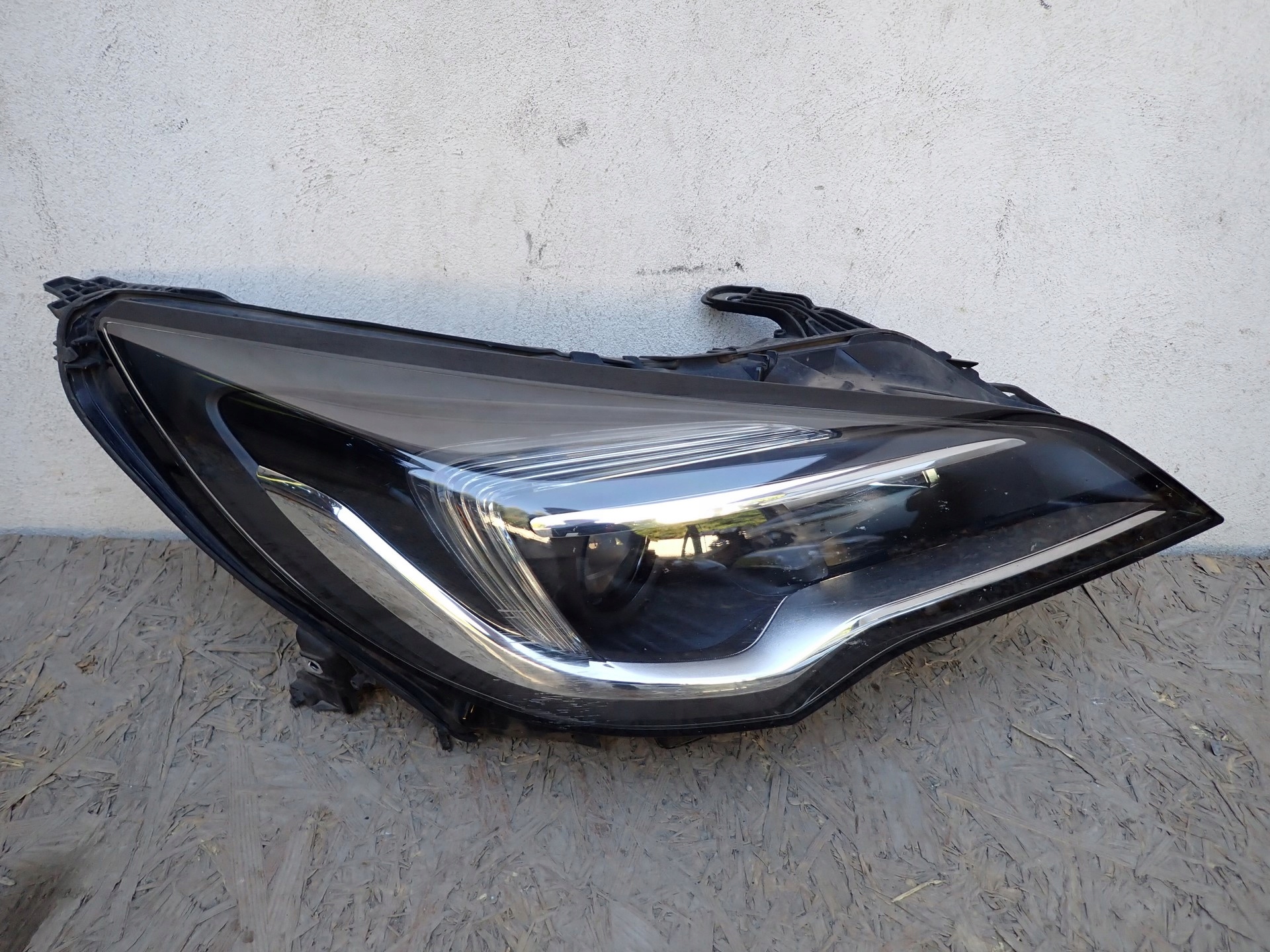 light right REFLEKTOR right LED OPEL ASTRA 5 V K B16 2015- 39187261