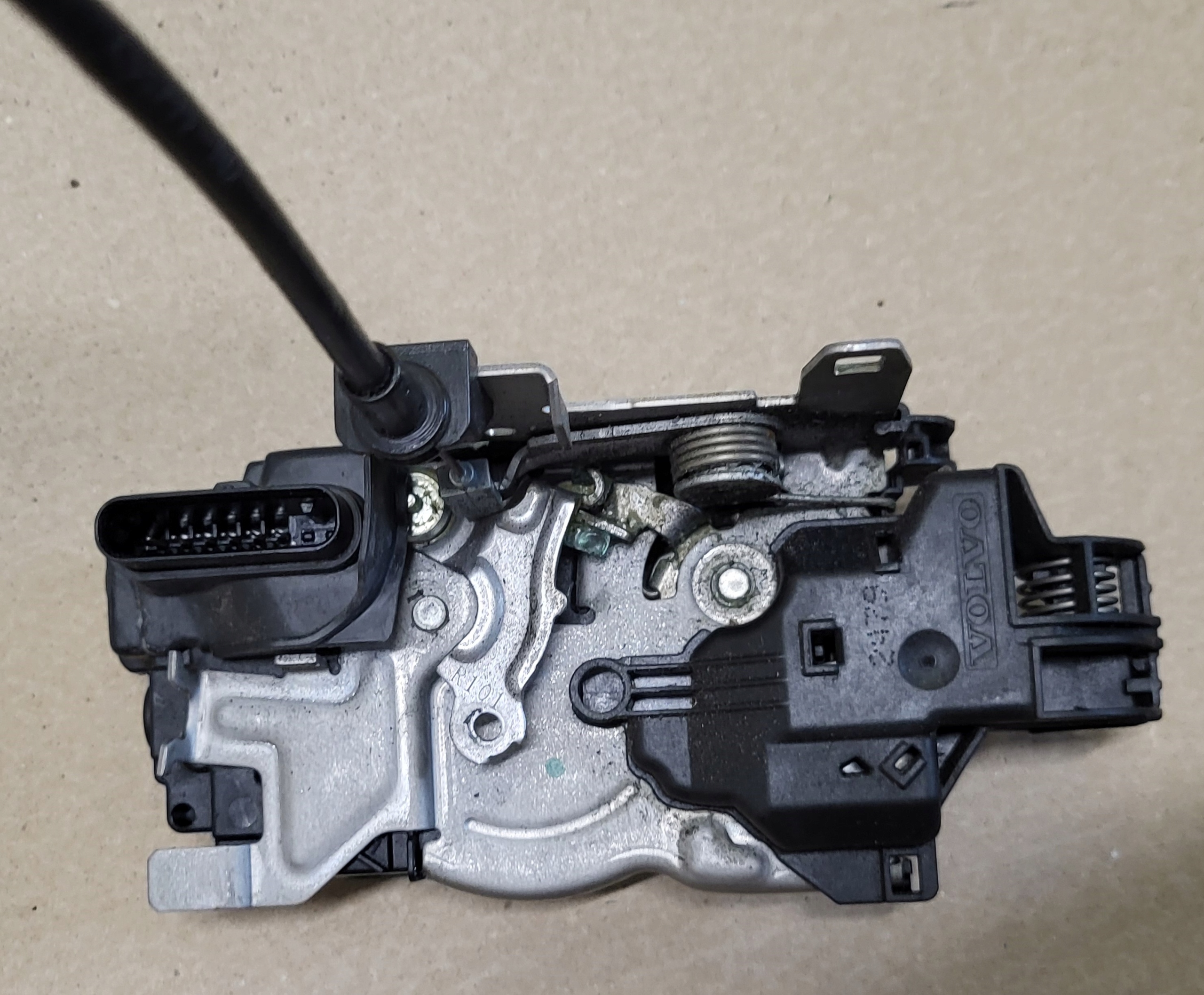lock door right front front 6PIN VOLVO XC90 II XC60 2 OE EUROPA