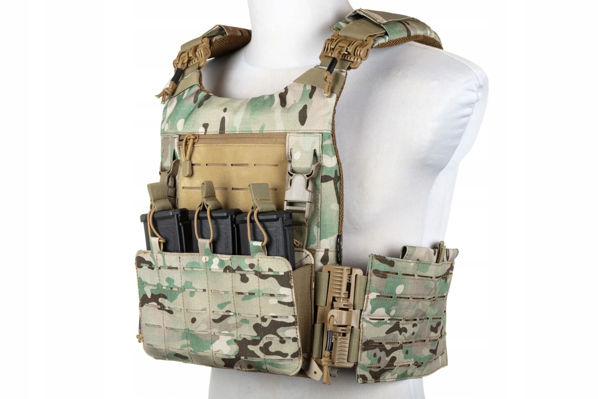Taktická vesta typu Plate Carrier Specna Arms Tactical Qr MC