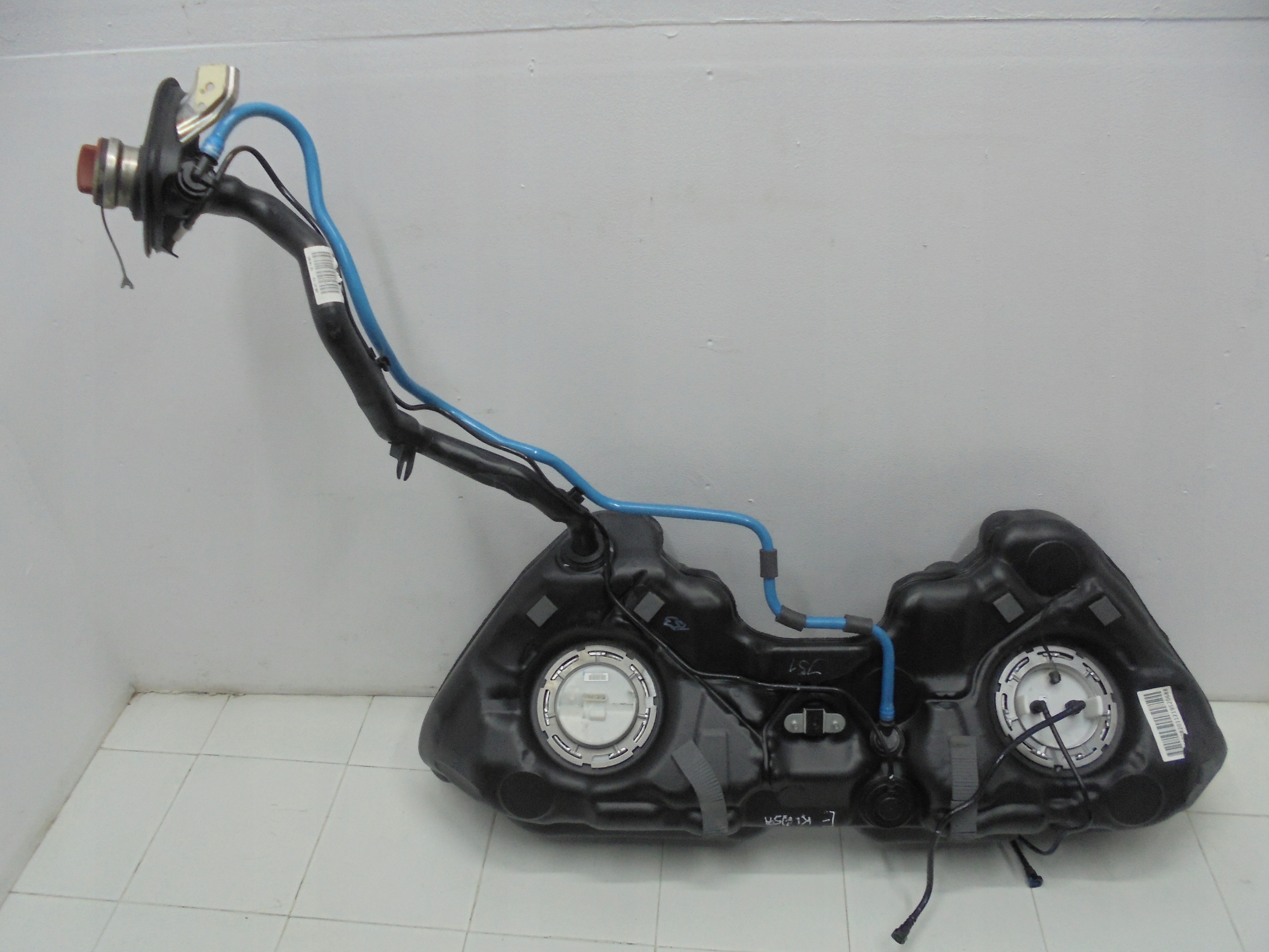 MERCEDES EKLASA COUPE C207 паливний бак 3.0 CDI