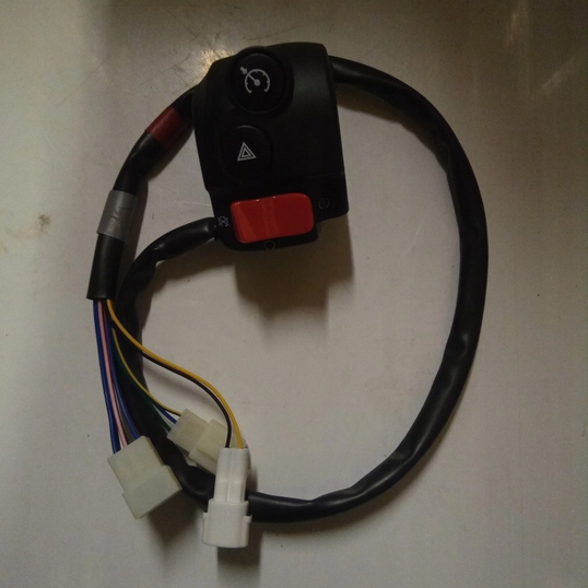 Prepínač Osvetlenia Pravý Moto Guzzi Derbi Gilera