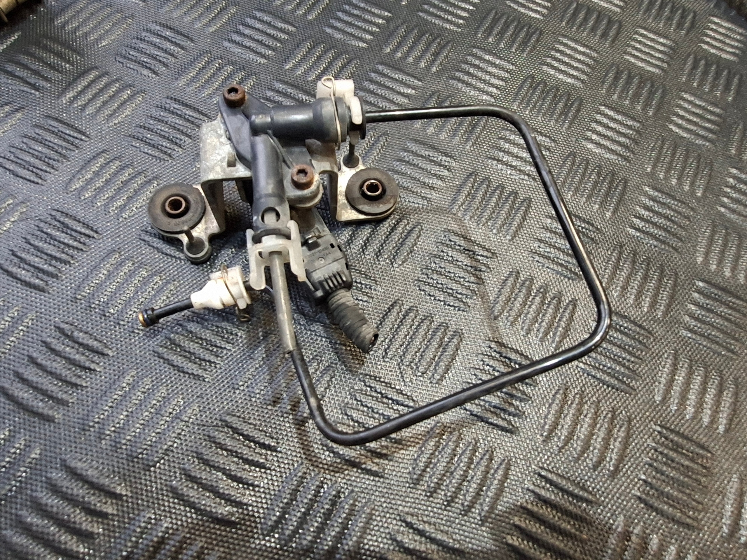 verteiler sensor achsträgers vorne vorne LEXUS RX III 450 RX450 H