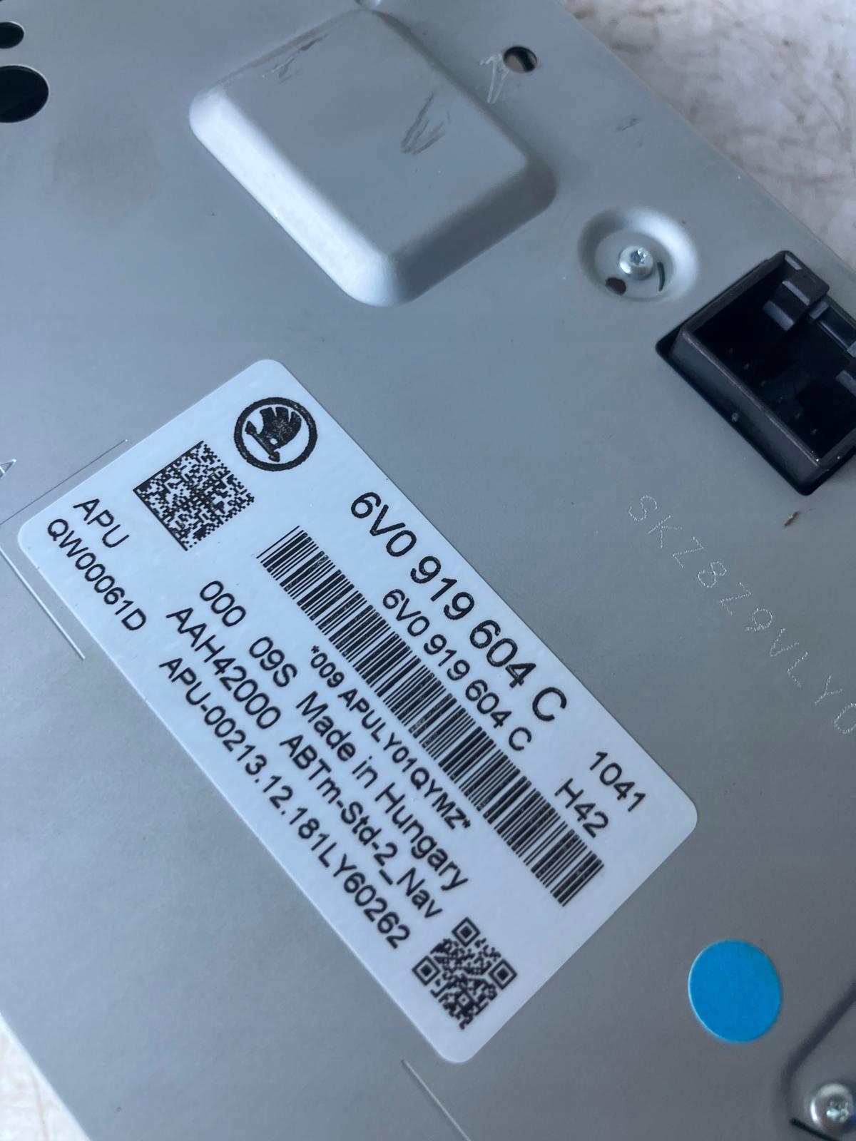 EKRAN display navigation devices SKODA FABIA III 6V0919604C