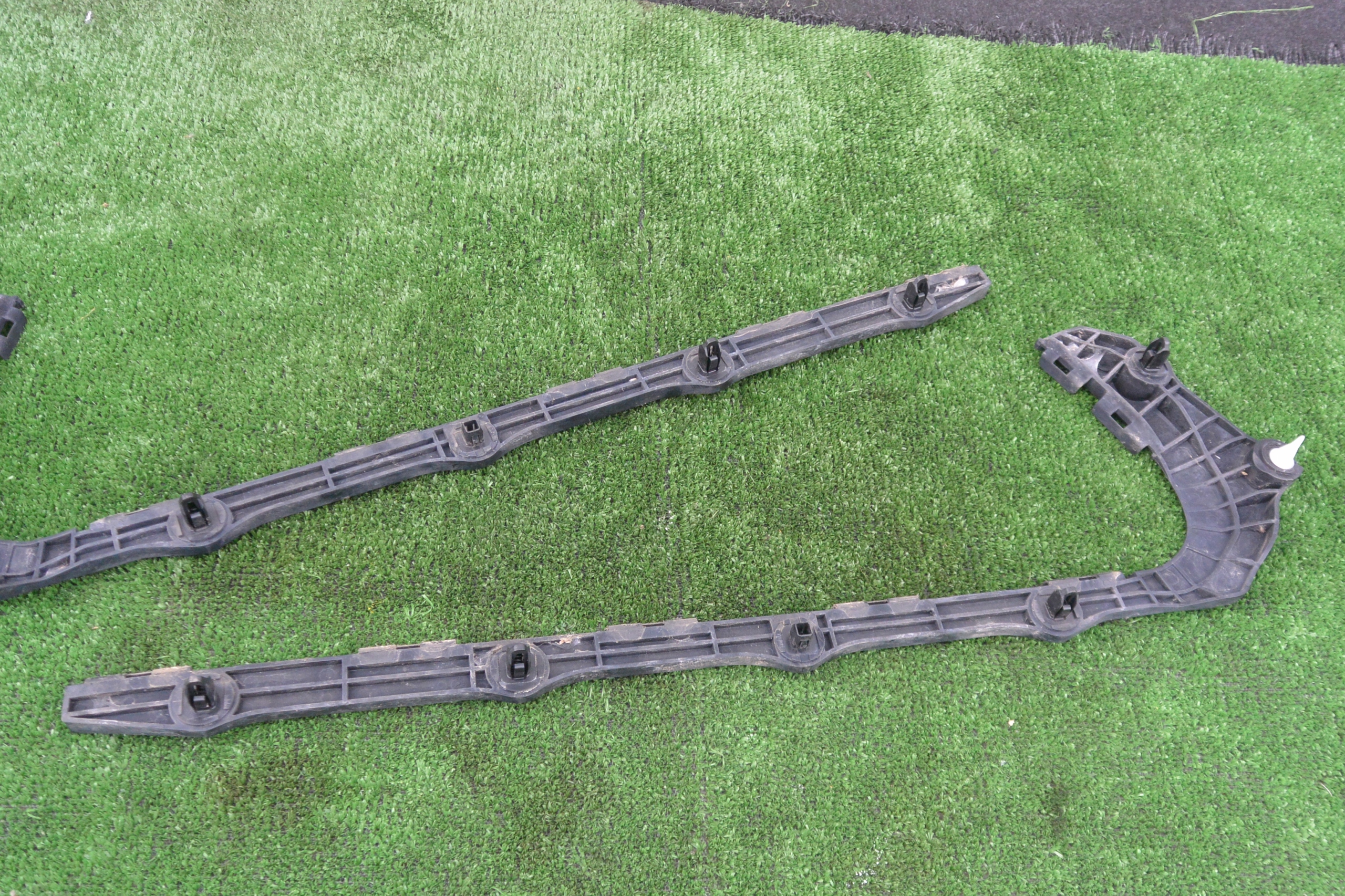 bumper bracket rear part left right LEXUS GS III