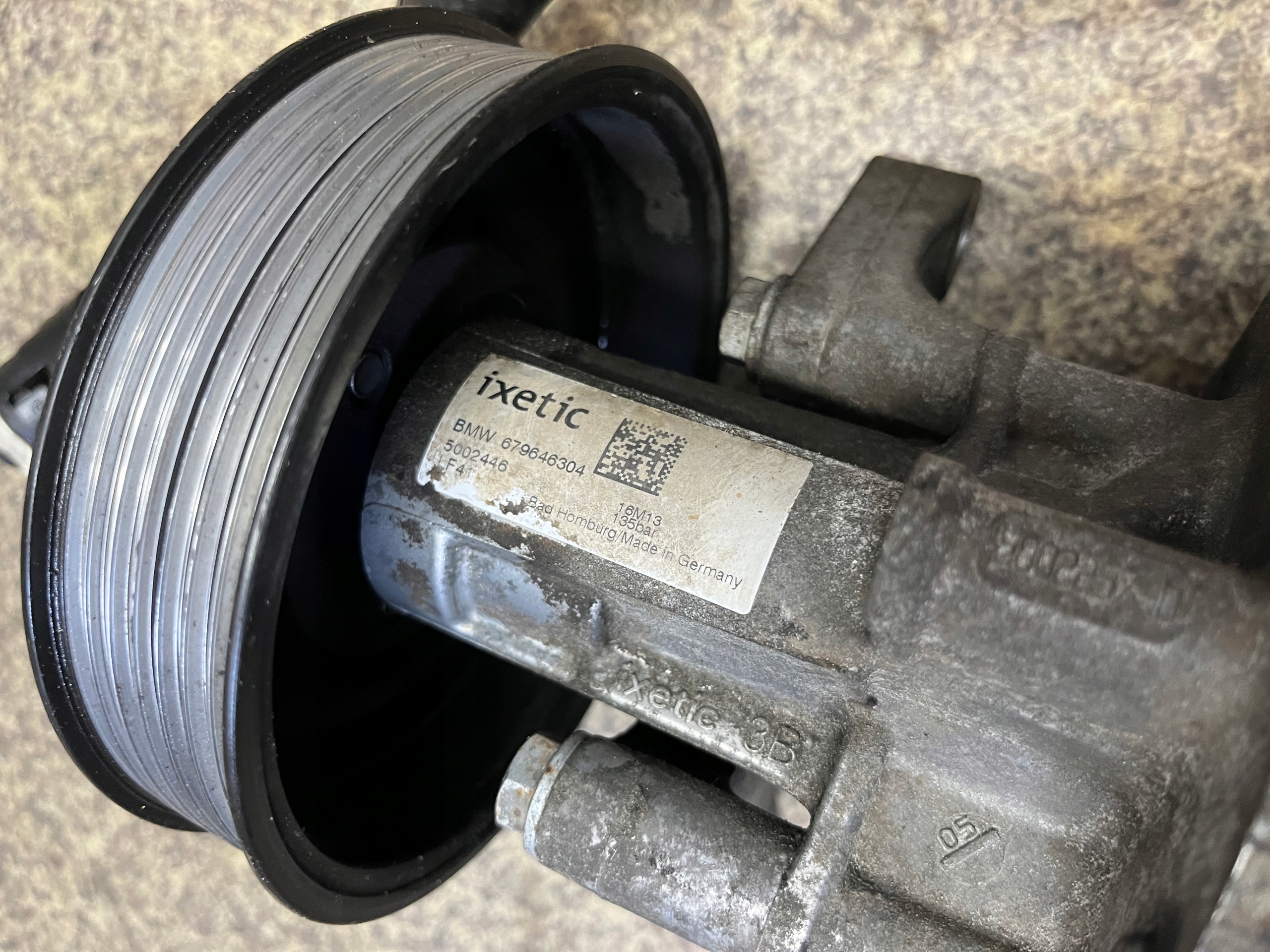 насос гур бачок BMW X6 E71 40d 3.0 d N57 135 bar