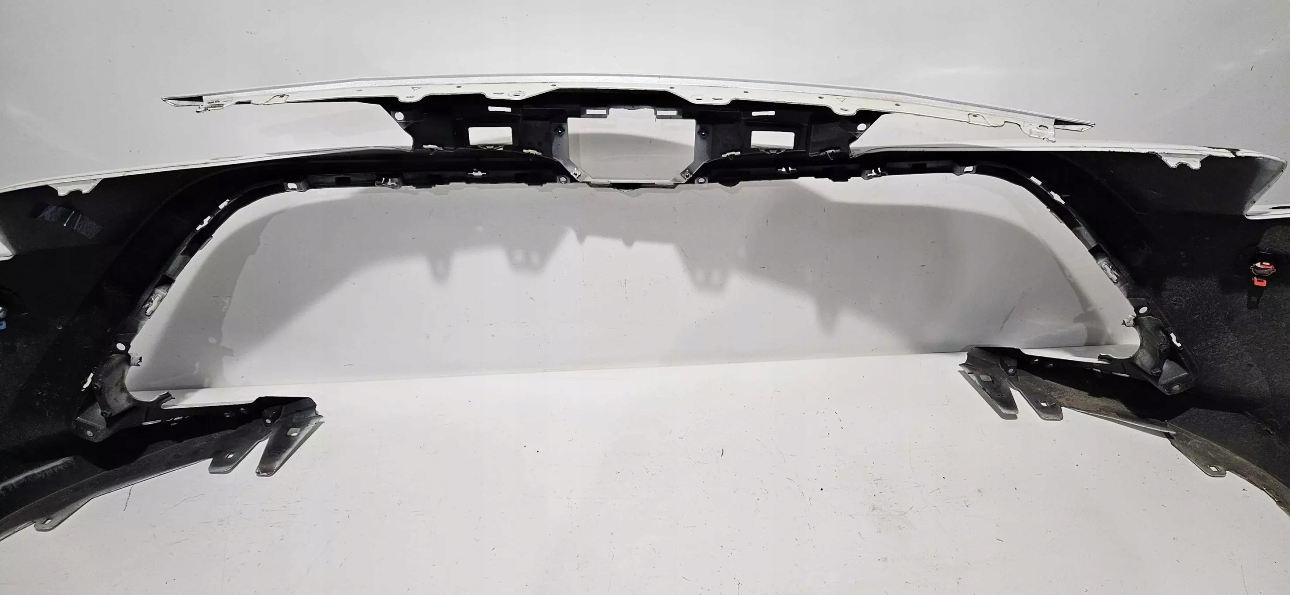 front bumper TOYOTA COROLLA E21 GR 20- KOMBI HB
