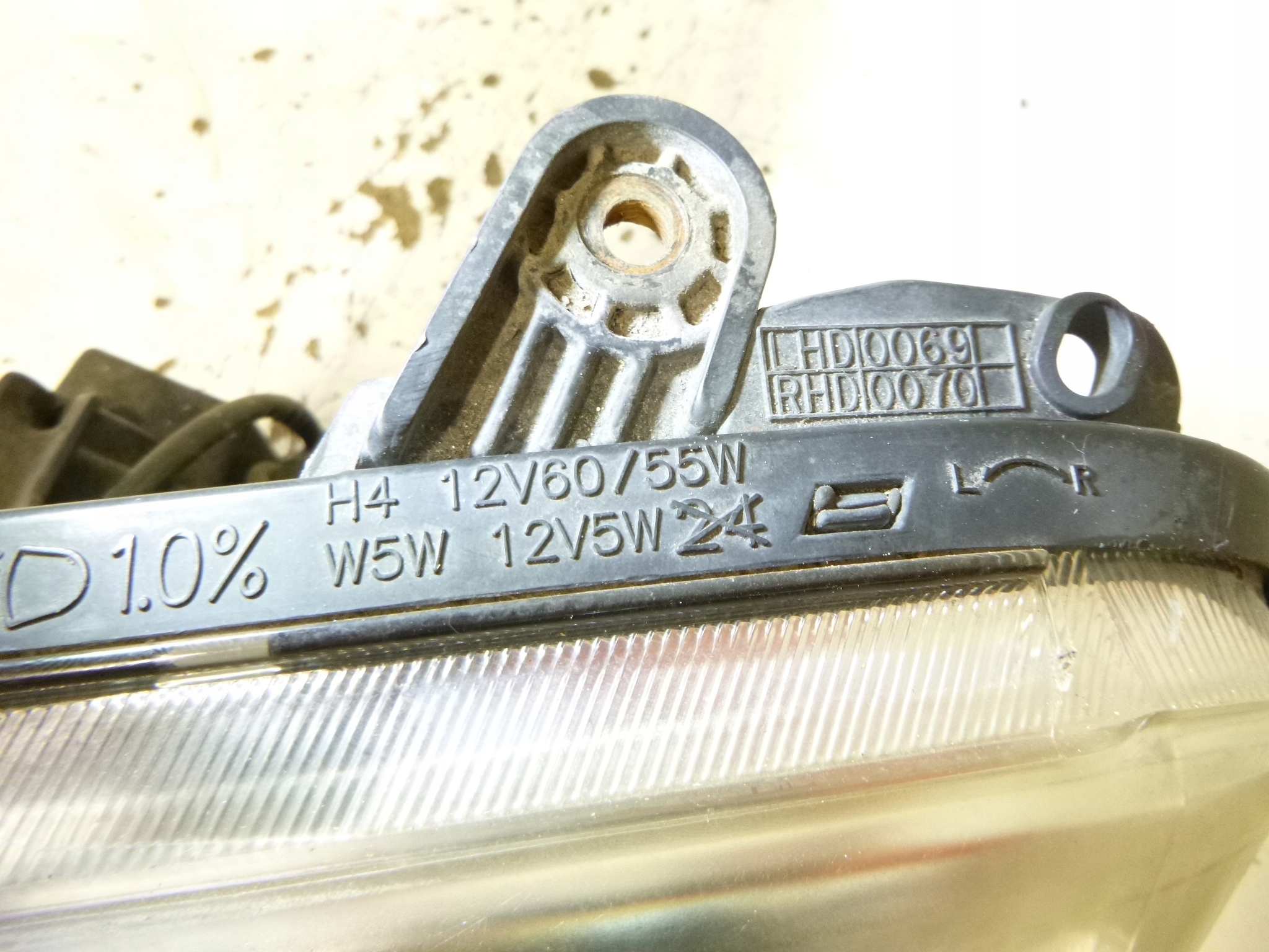 light front left Kia Picanto 2005r.