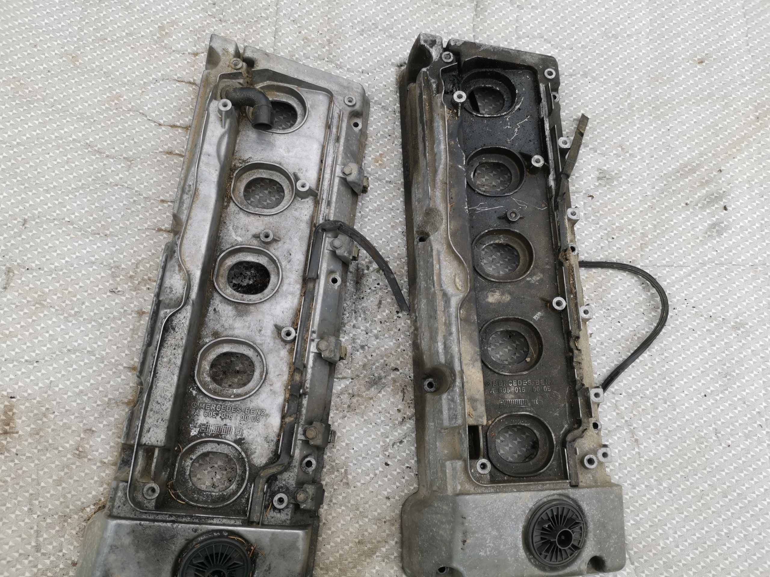 mercedes w124 Blende Abdeckung der Ventile 2,5d om605 6050160005