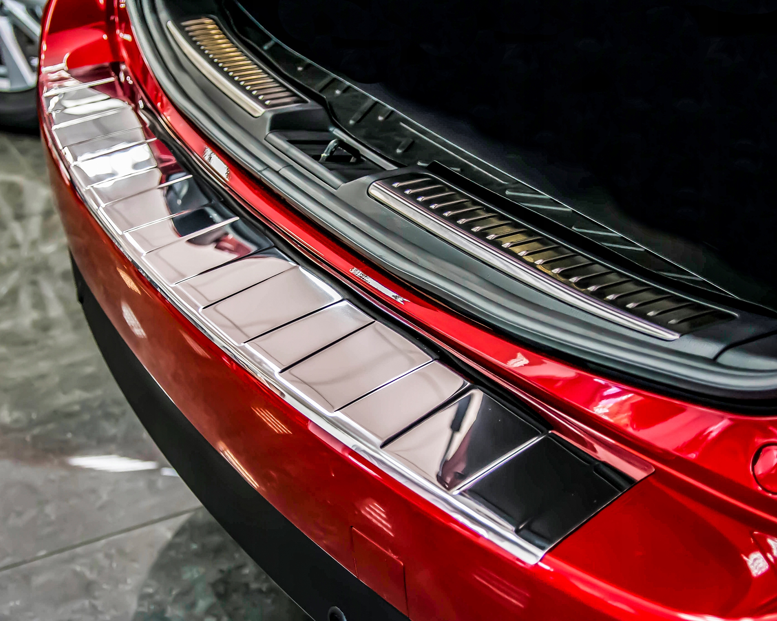 Nakładka na zderzak OPEL ASTRA H 2005-2012 KOMBI Producent Croni