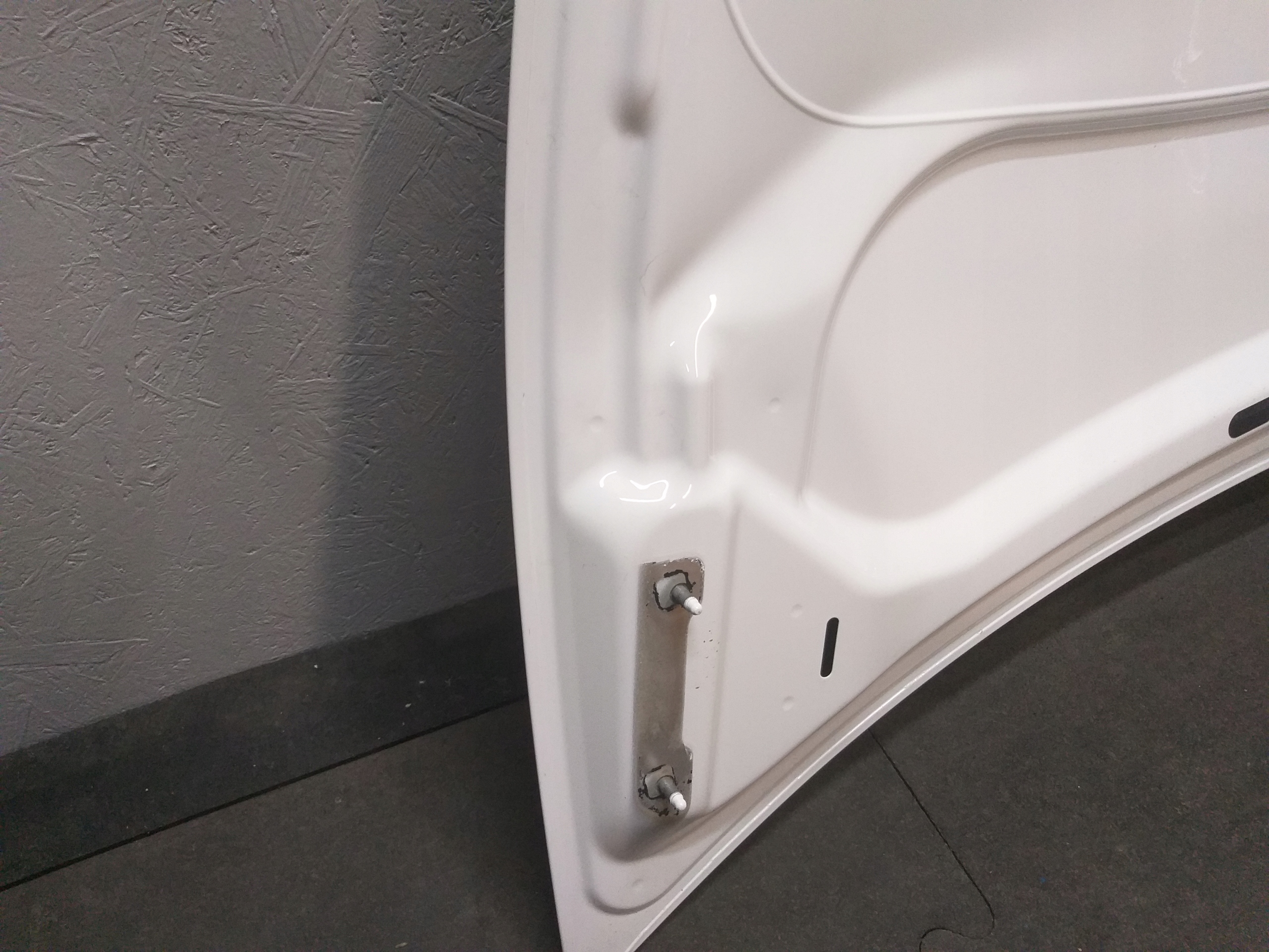 BONNET TESLA Y