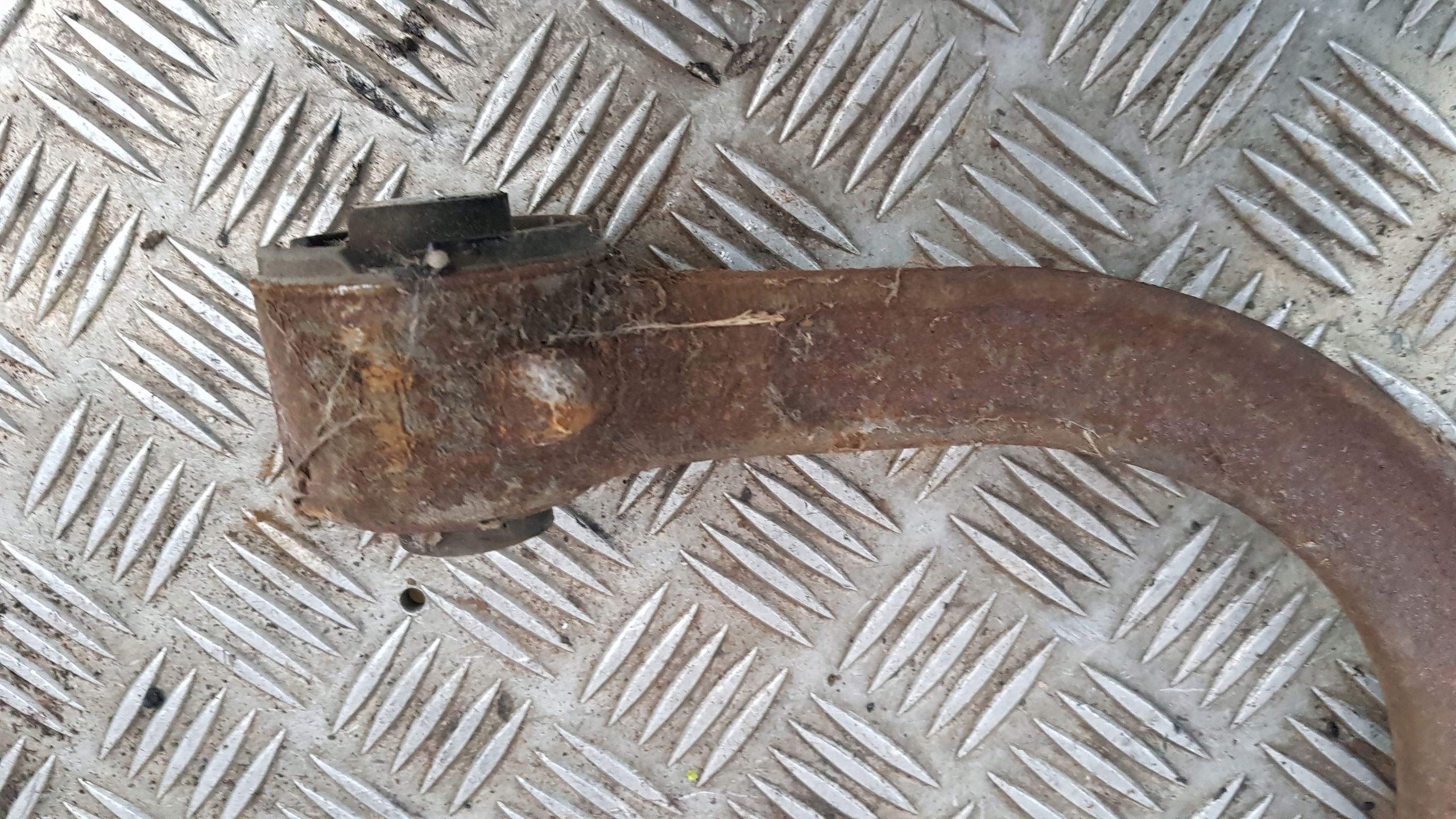 MERCEDES W211 4MATIC arm upper left / right