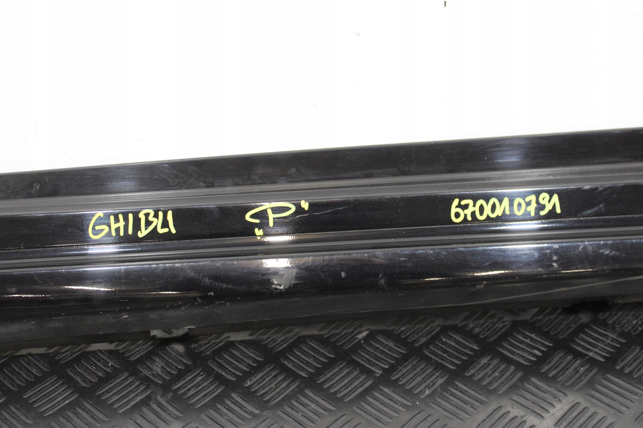 cap threshold threshold right 670010791 MASERATI GHIBLI M157