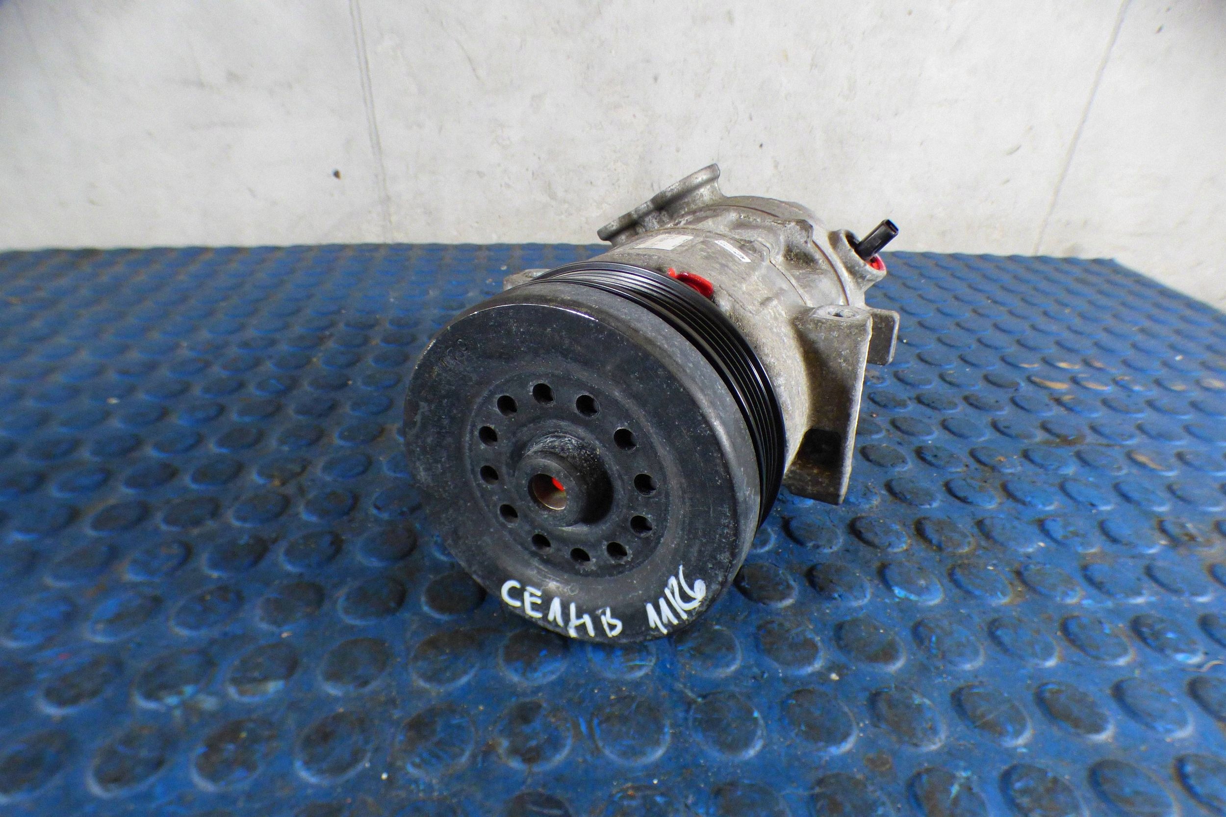 Opel Corsa E 1.4 B compressor; compressor of the air conditioning 39006353 st.BDB