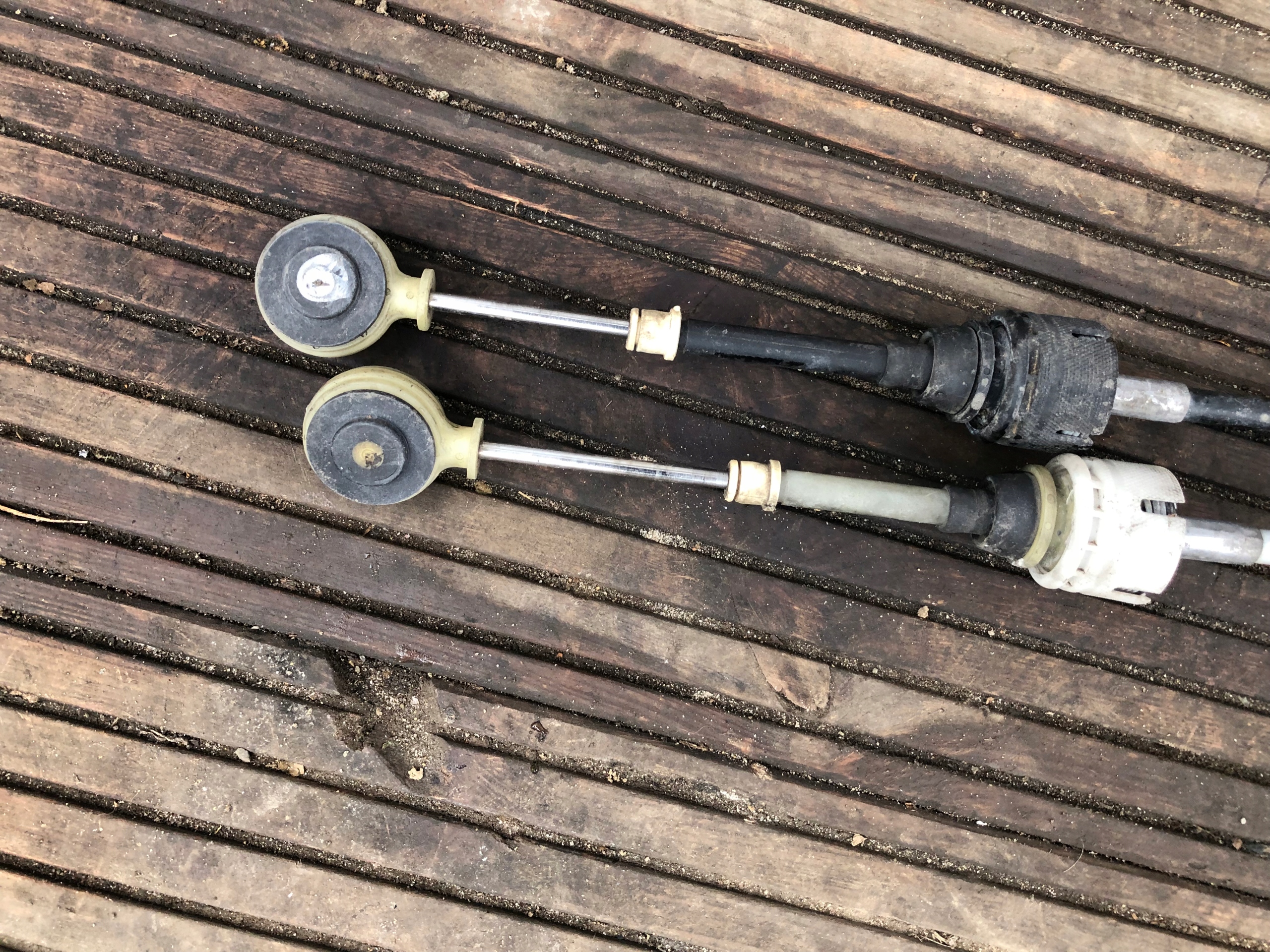 Câble Engrenage OPEL INSIGNIA B 55504470