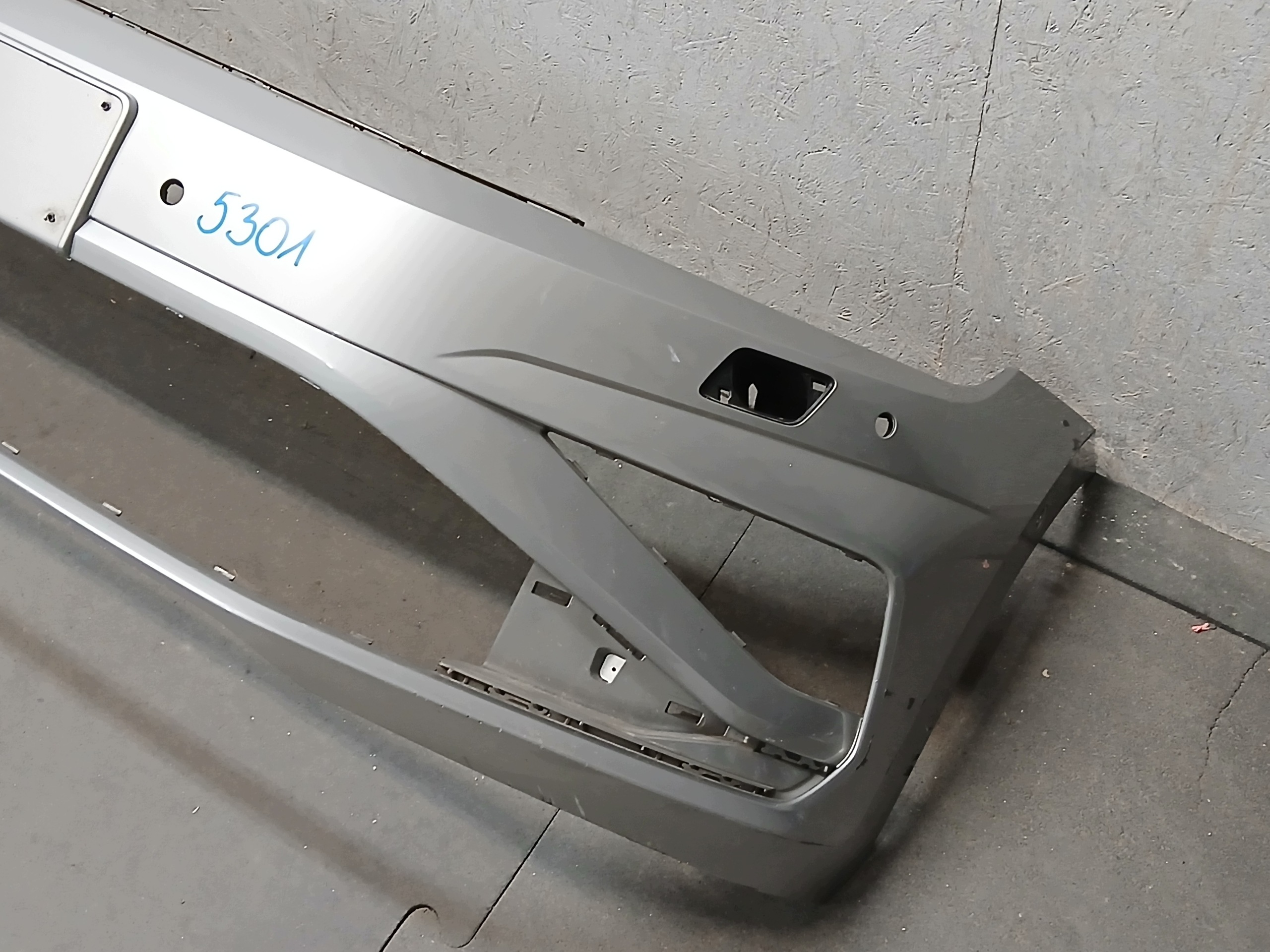 bumper front VW SPORTSVAN 510 LIFT 17