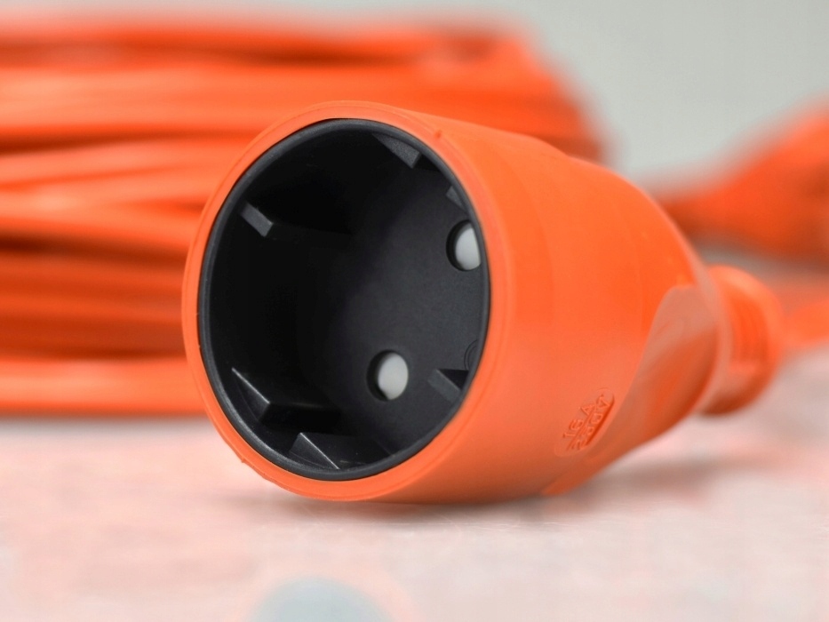 Przedłużacz ogrodowy 230V pomarańczowy 2x1mm 10m Liczba gniazdek 1 szt.