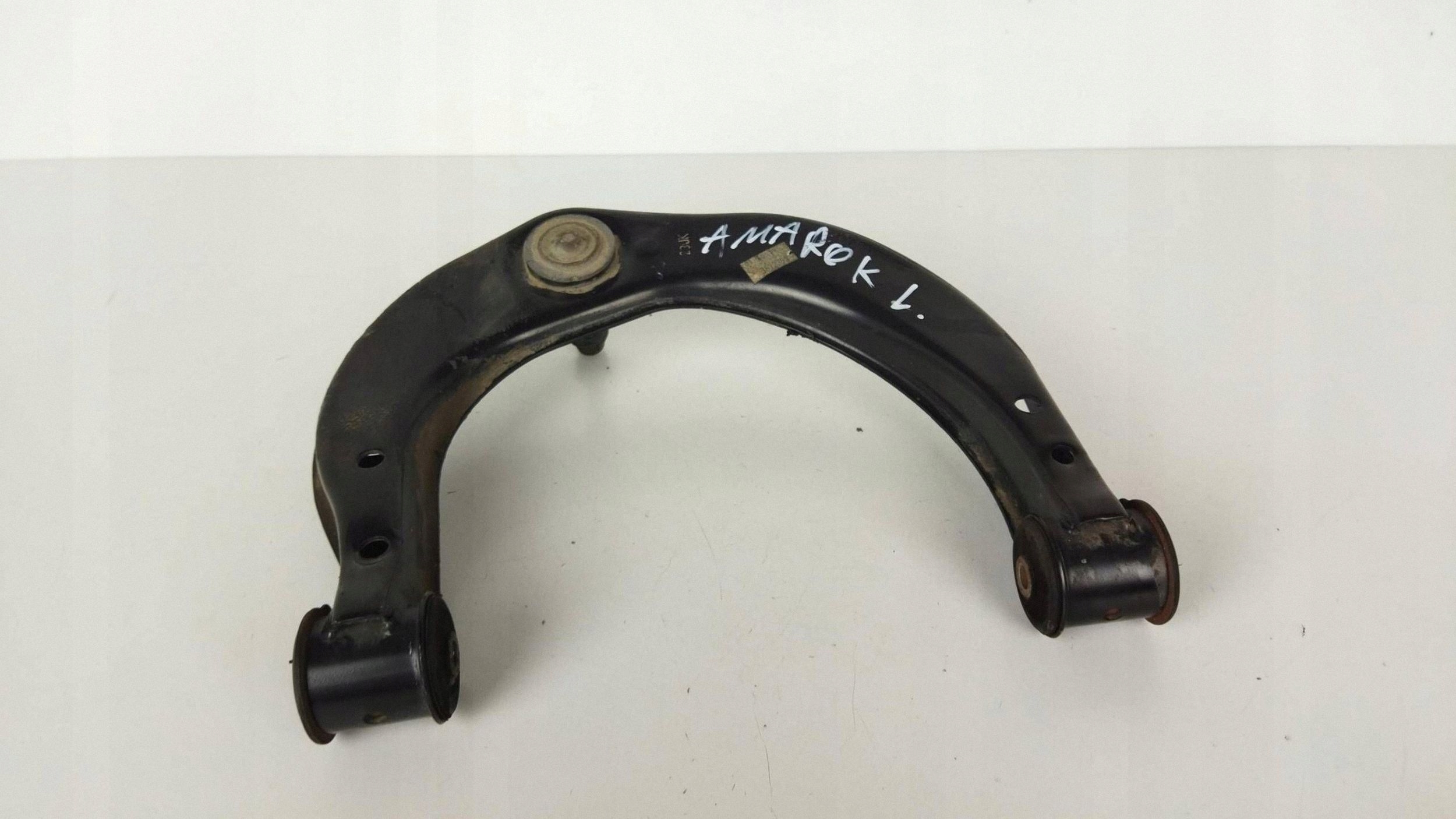 VW AMAROK 3.0 TDI arm left front front