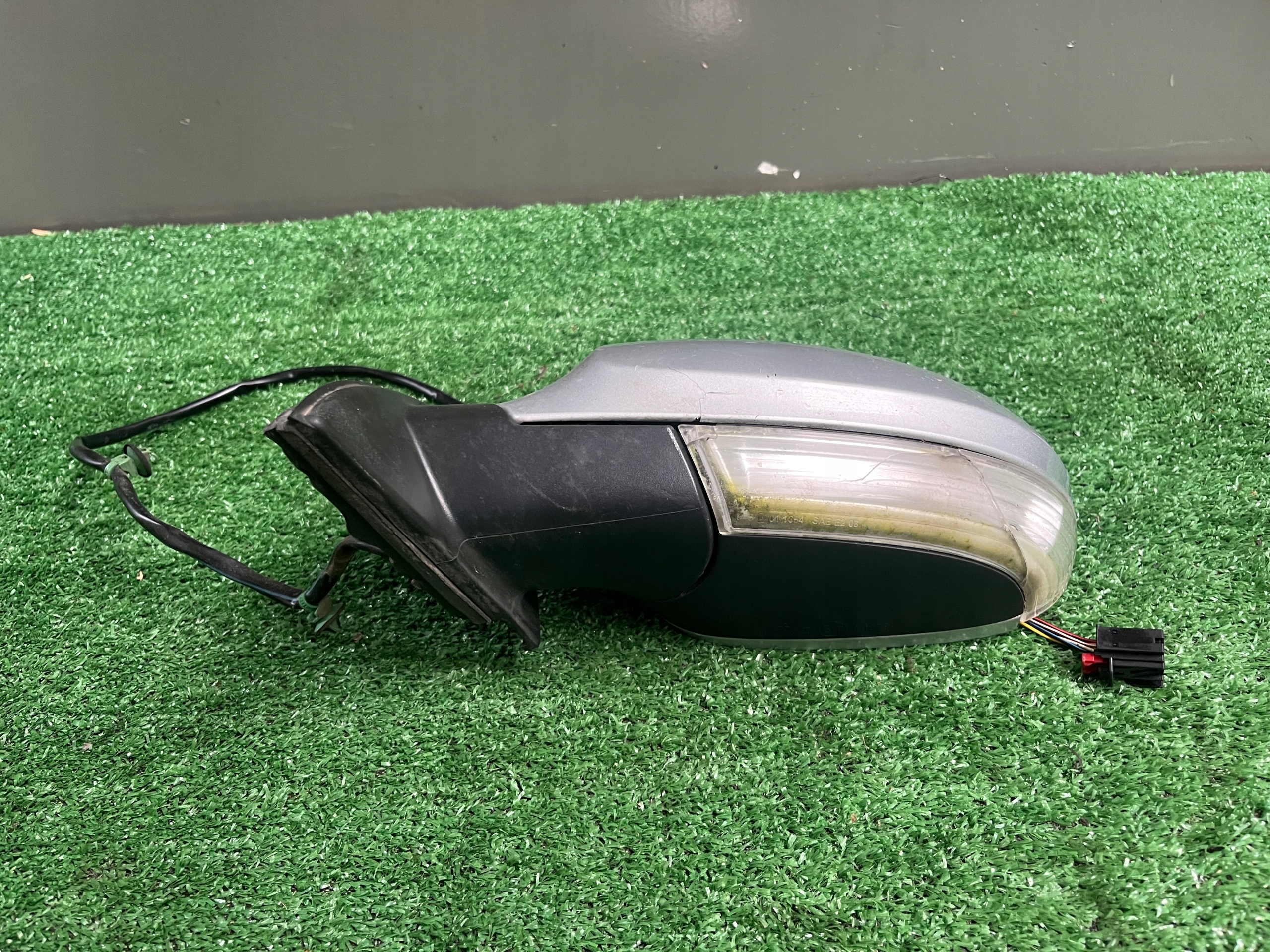 mirror left electrics VOLKSWAGEN PASSAT B6 3C0857933 6 PIN LA7W