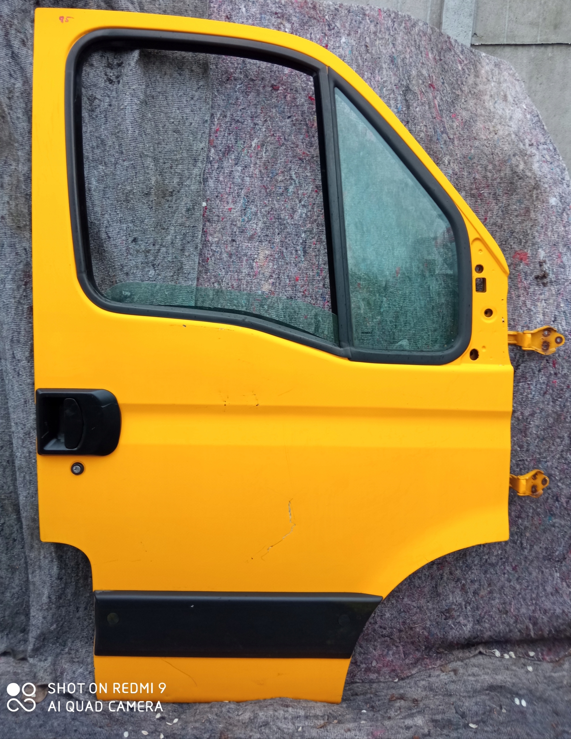 IVECO DAILY IV DRZWI PRAWE PRZÓD