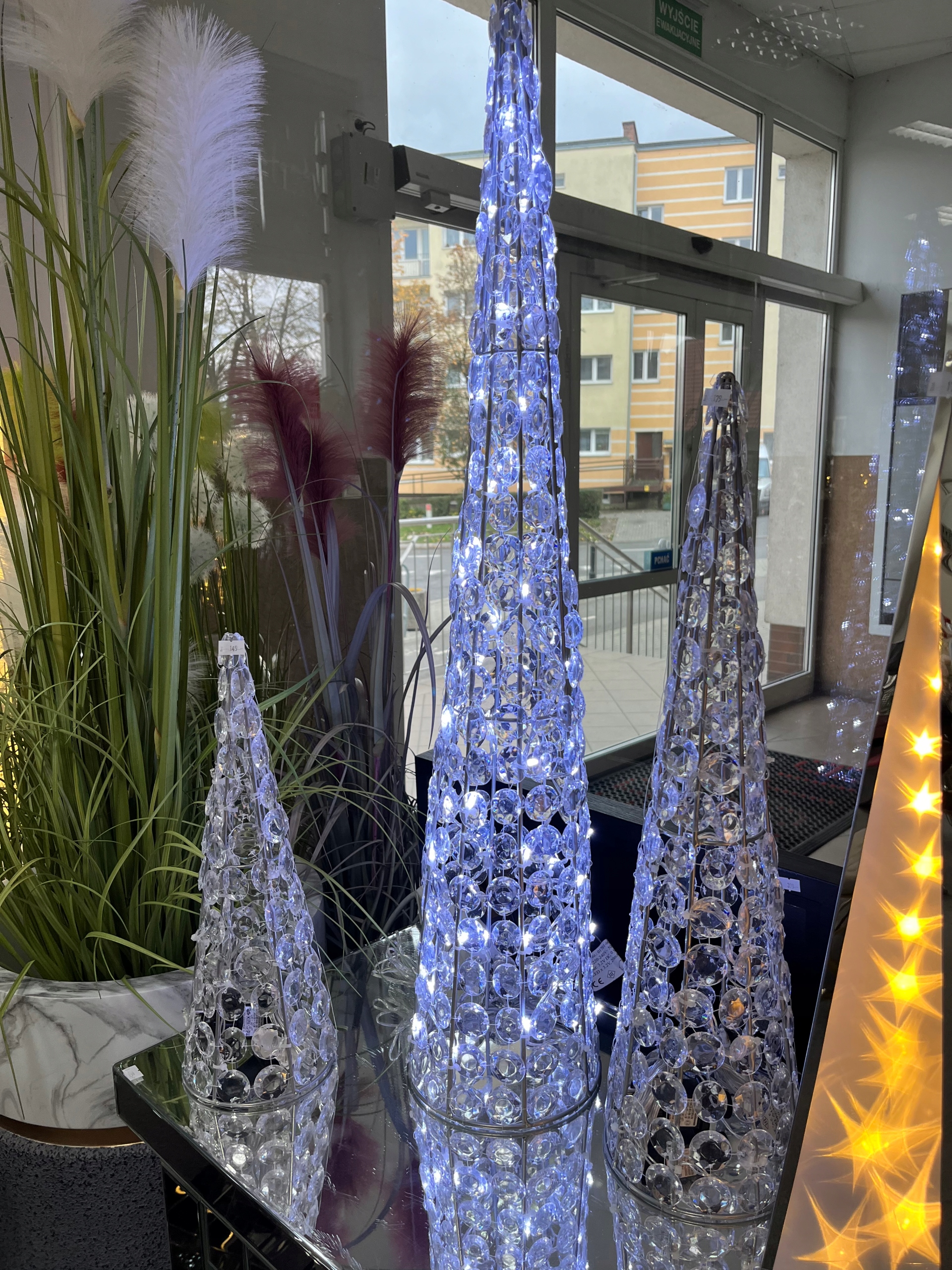 Stożek akrylowy Led kryształki 40 cm Wysokość produktu 40 cm