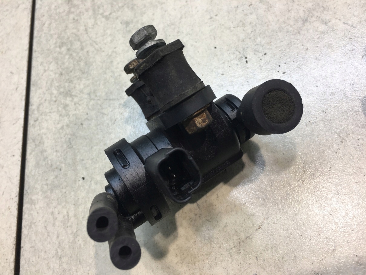 Vanne à vide EXPERT 2.0 HDI 9628971180